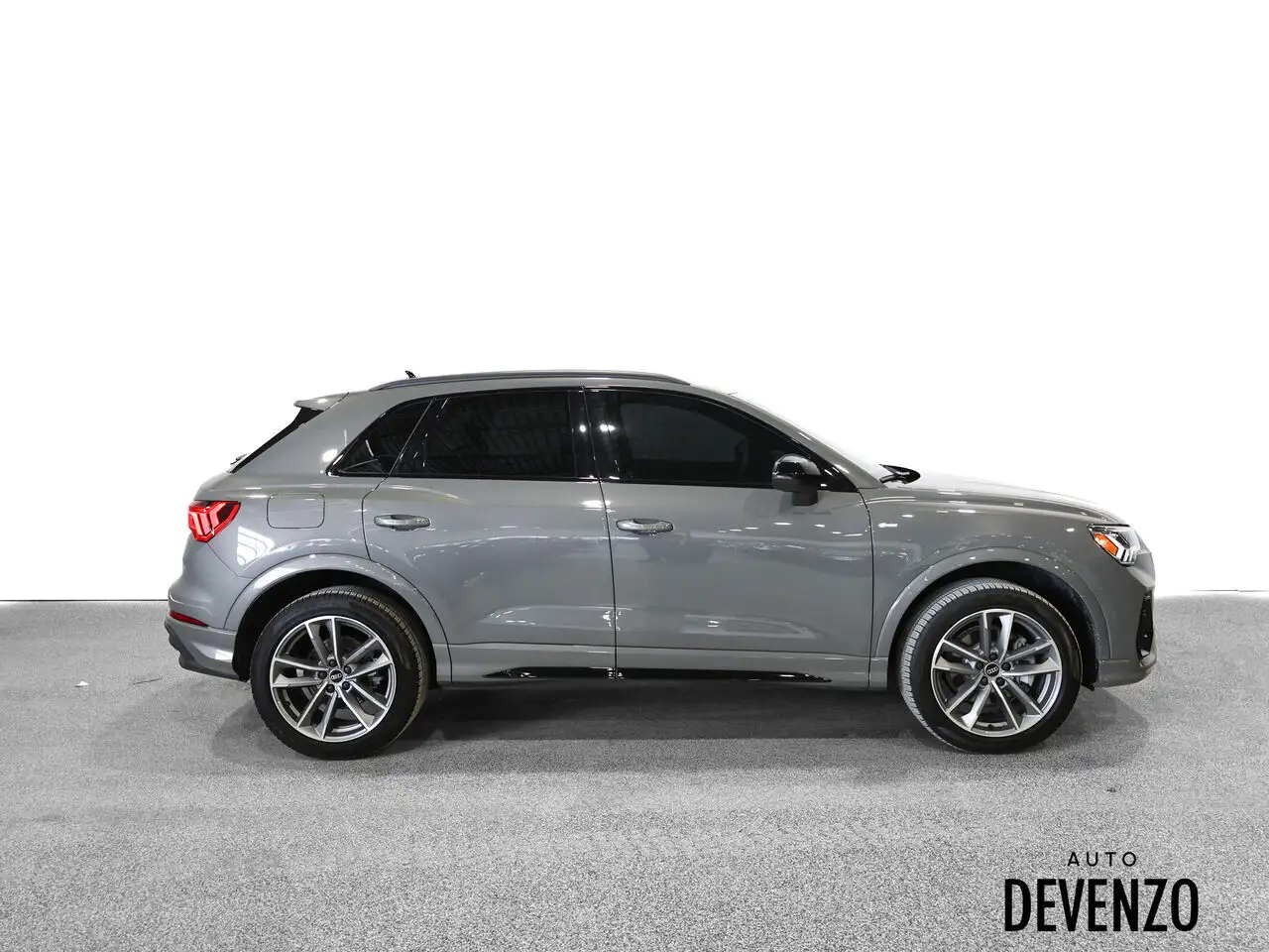 Audi Q3 снимка Audi Q3