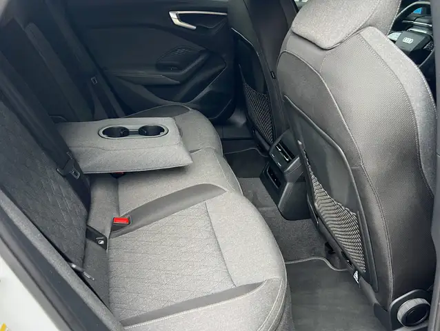 Audi A5 view 16