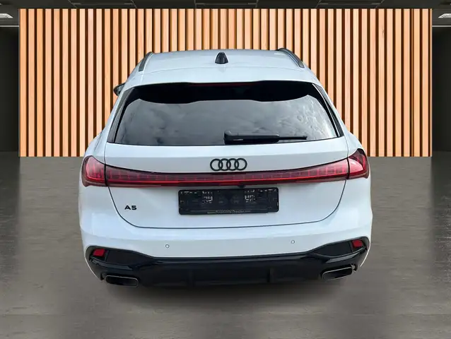 Audi A5 view 7