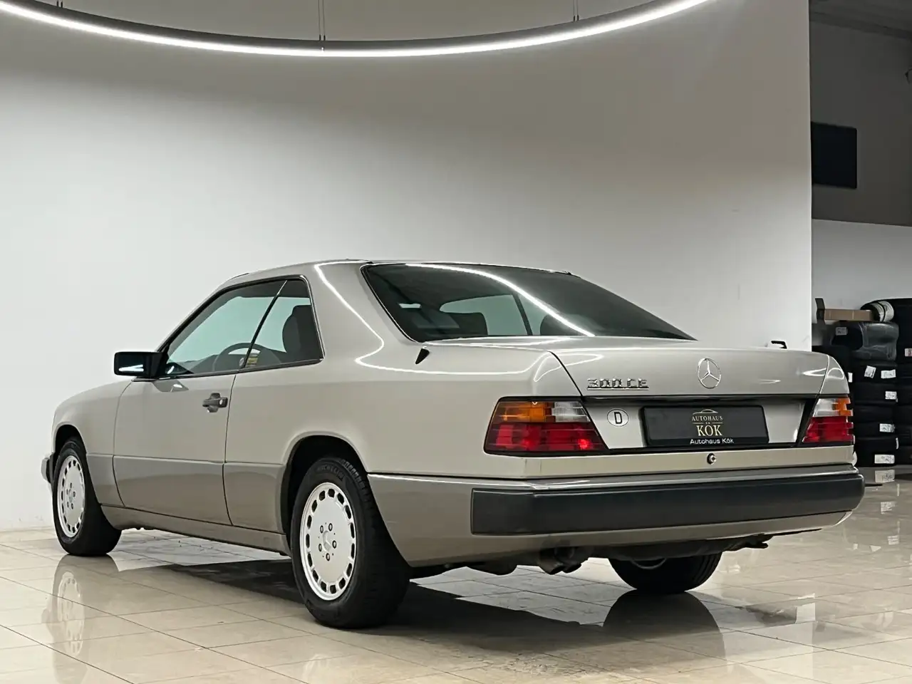 Mercedes-Benz 300 CE Coupé 1. Hand H-Ken Klima Leder Automatik, foto 10