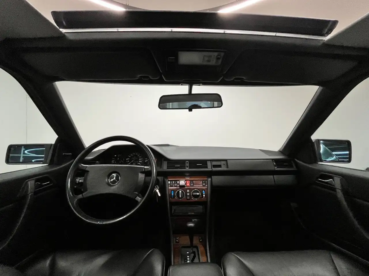 Mercedes-Benz 300 CE Coupé 1. Hand H-Ken Klima Leder Automatik, foto 12
