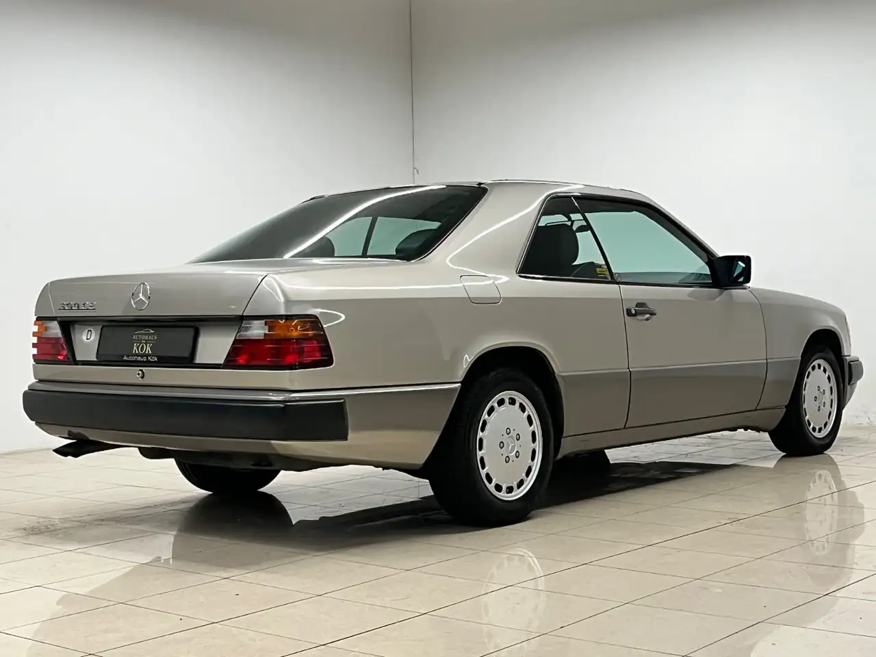 Mercedes-Benz 300 CE Coupé 1. Hand H-Ken Klima Leder Automatik, foto 8