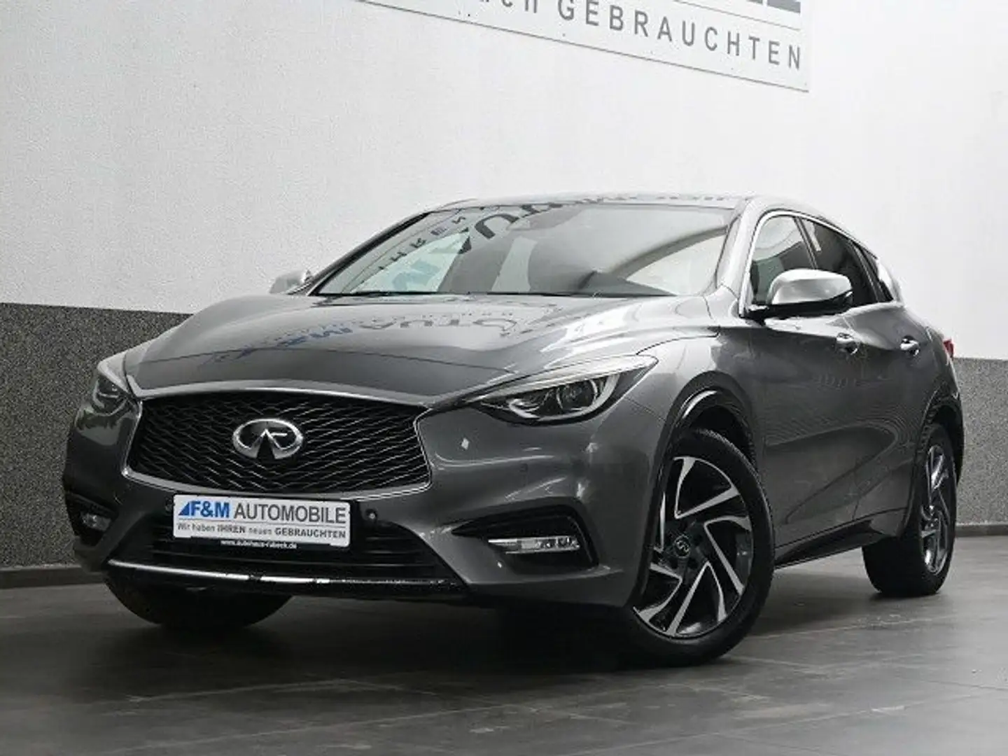 Infiniti Q30 1.5d FWD Sport Navi Leder 360 Kam PDC Sitzhz Grey - 2