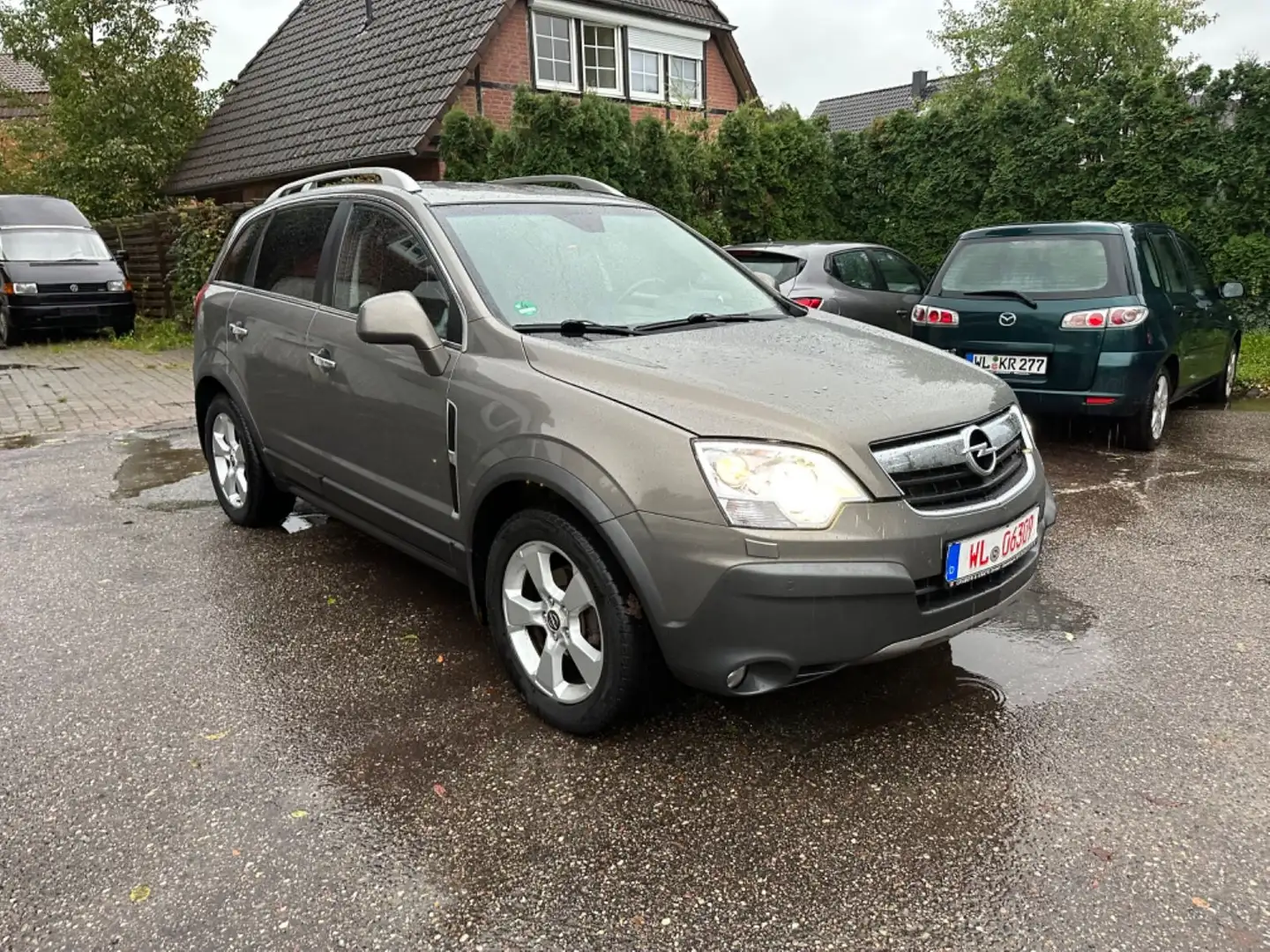 Opel Antara Cosmo 4x4 *LEDER*AHK*ALU*XENON*TEMPOMAT* Grey - 1