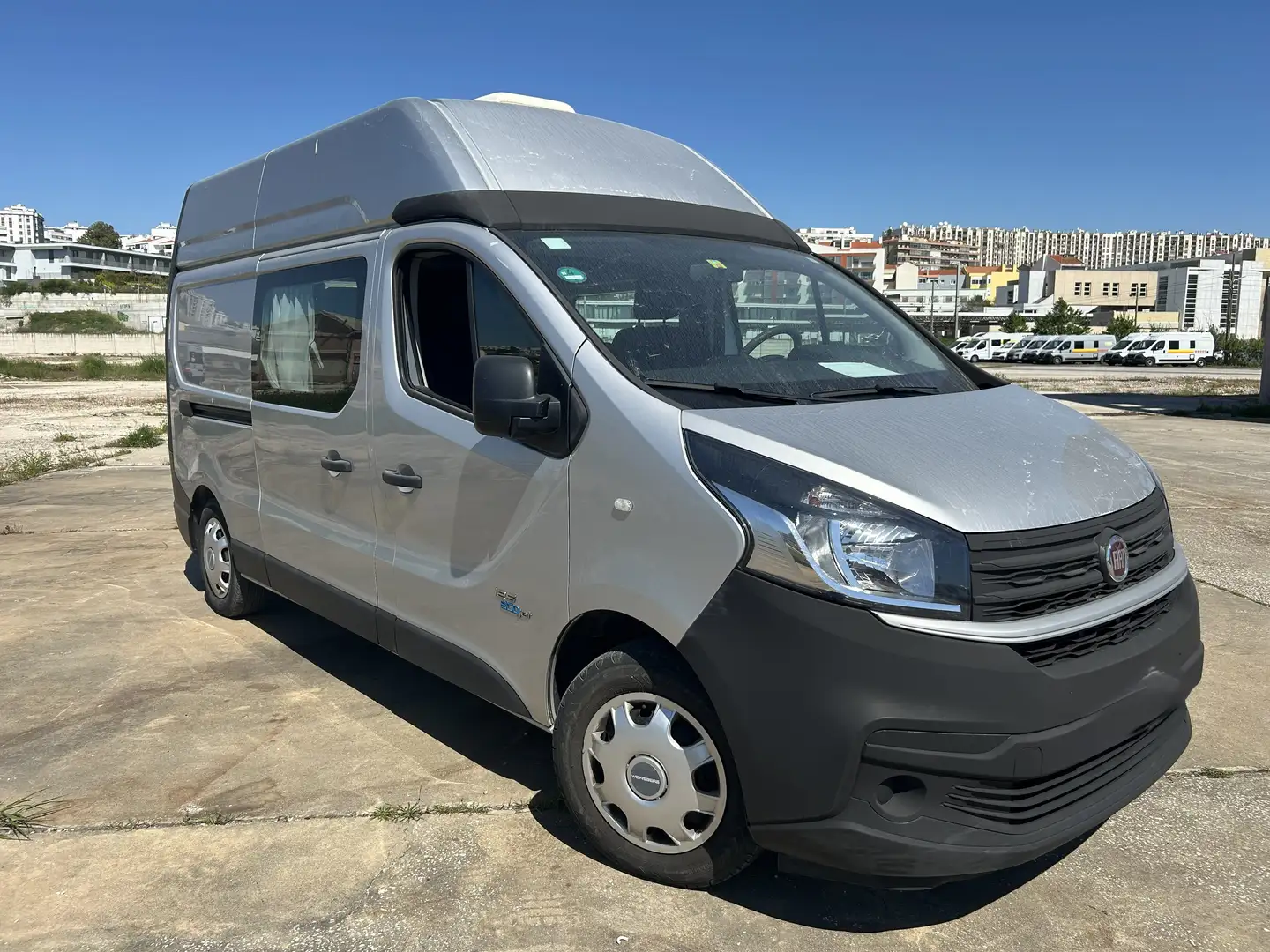 Fiat Talento Fiat Talento Camper | 2 Posti Letto | Cucina Zilver - 2