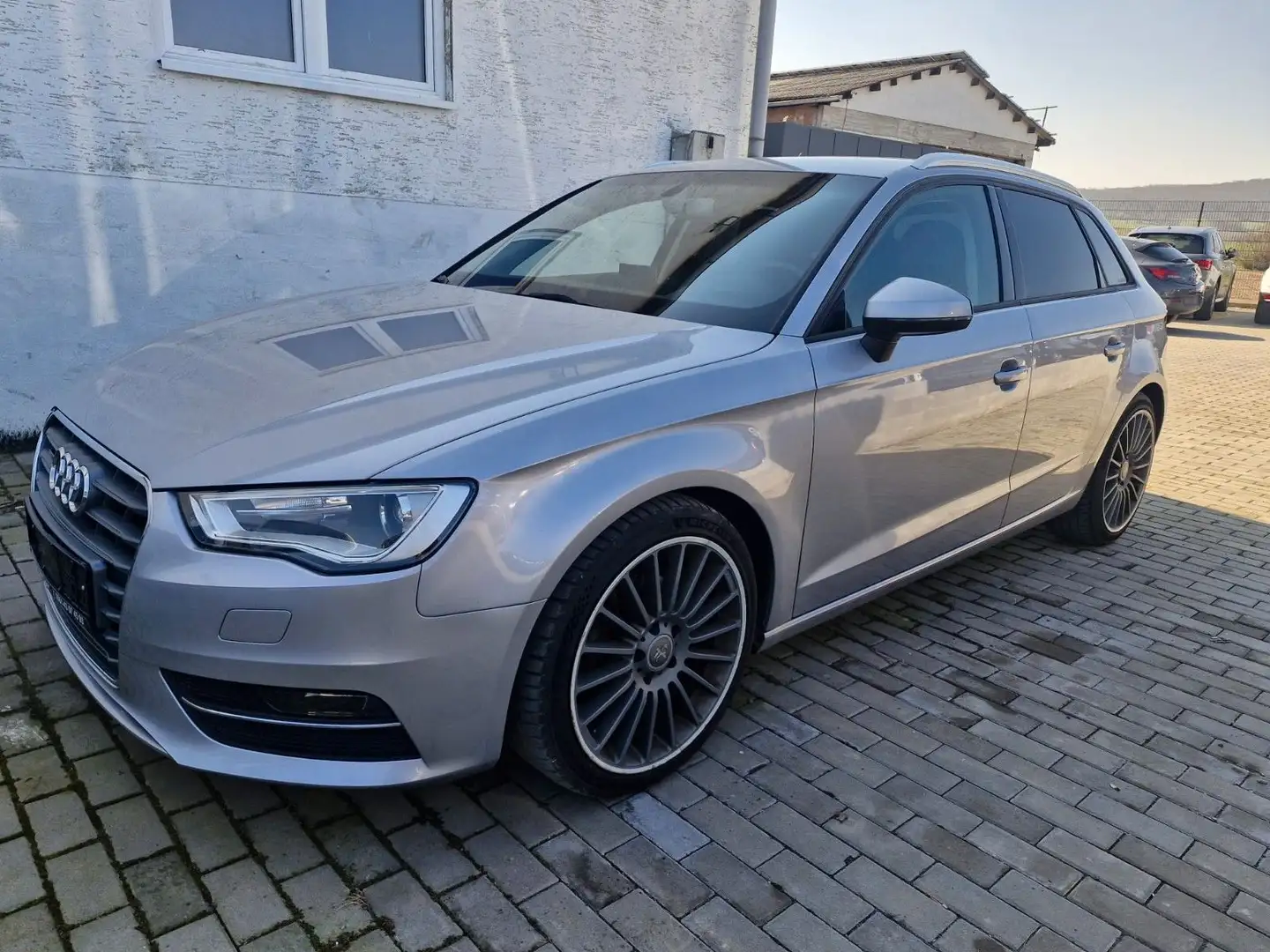 Audi A3 Sportback ambition quattro Silber - 1