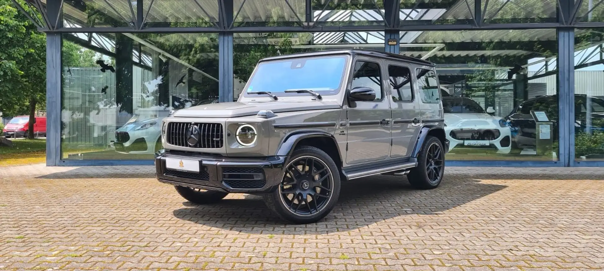 Mercedes-Benz G 63 AMG / Manufaktur-GRAU/ UPE 211767 € Grau - 1
