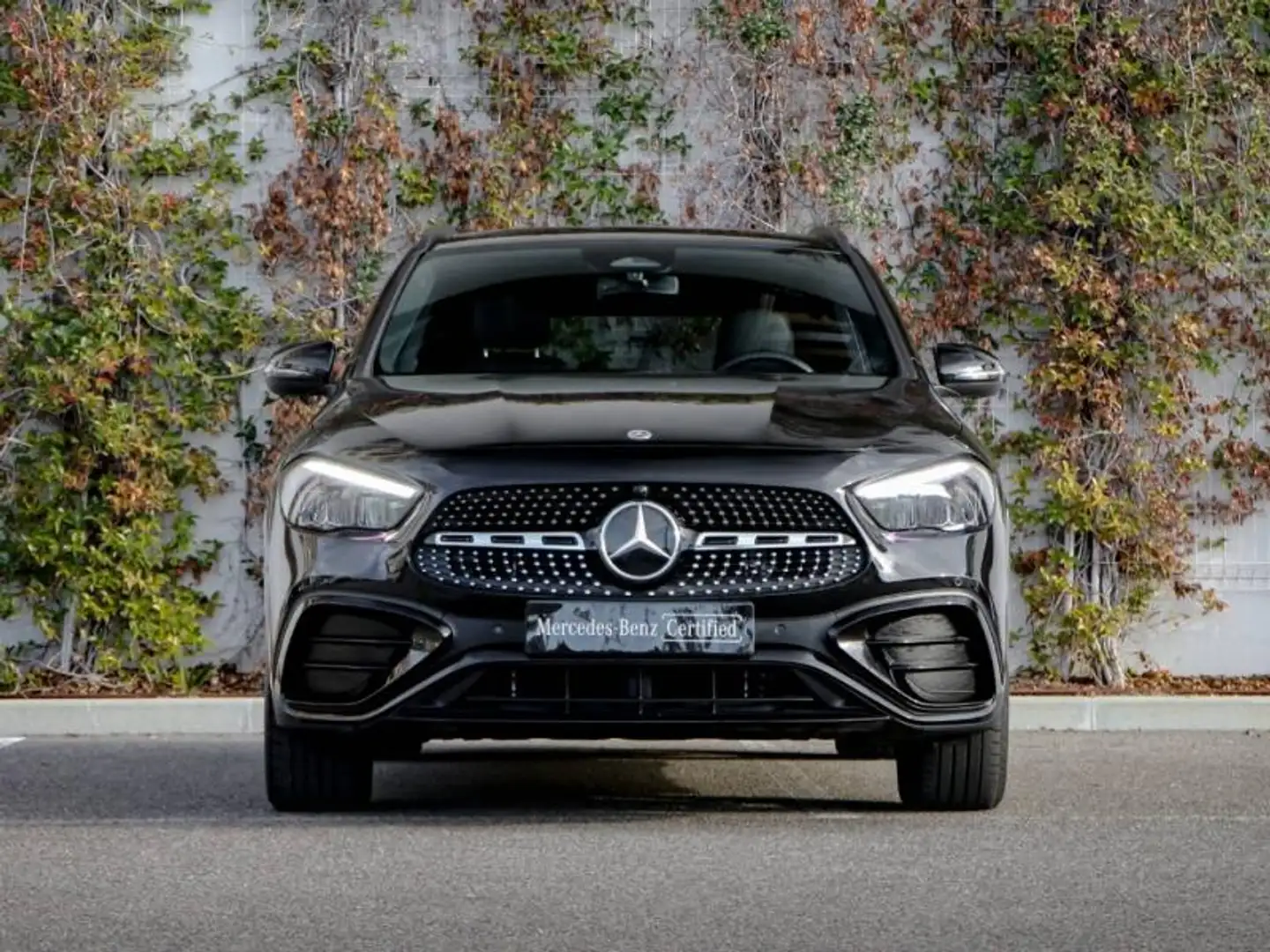 Mercedes-Benz GLA 250 250 e Hybrid EQ 218ch AMG Line 8G-DCT Schwarz - 2