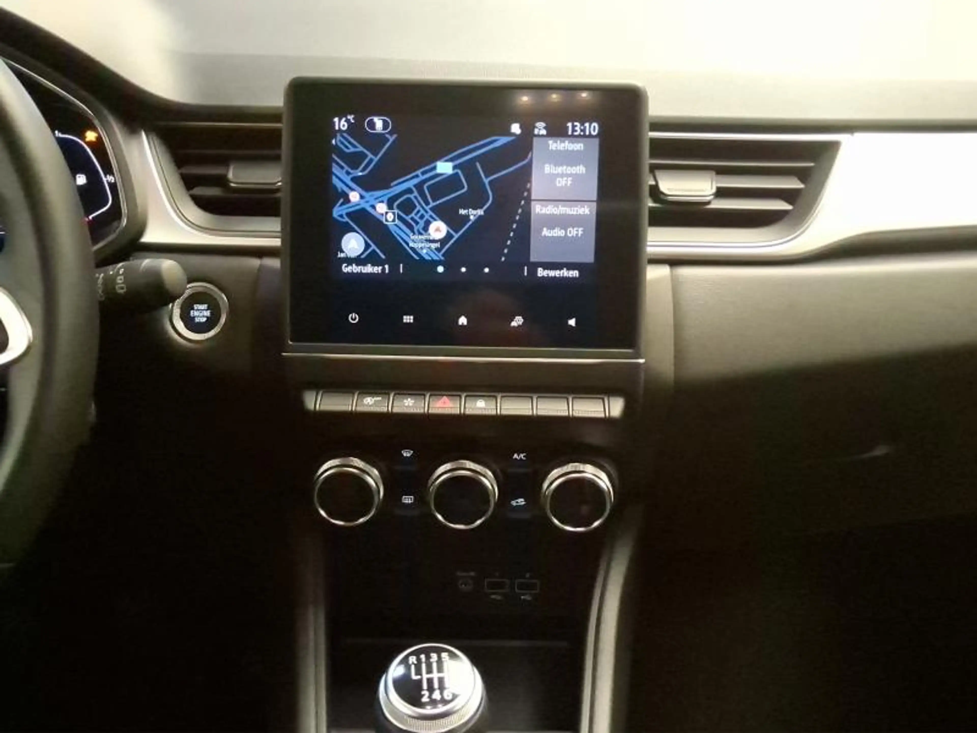Renault Captur Intens Tce 90 — photo 12