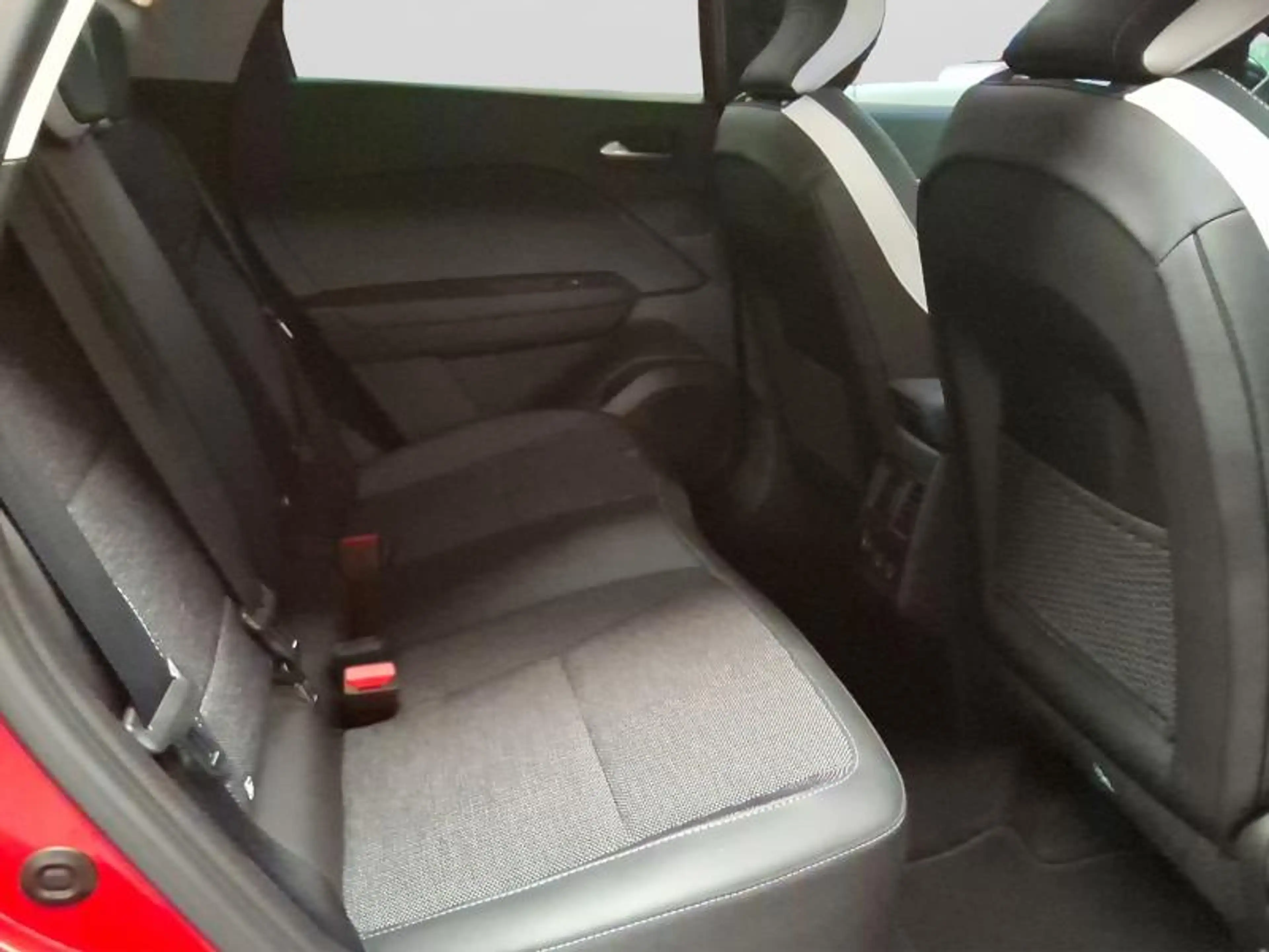 Renault Captur Intens Tce 90 — photo 14