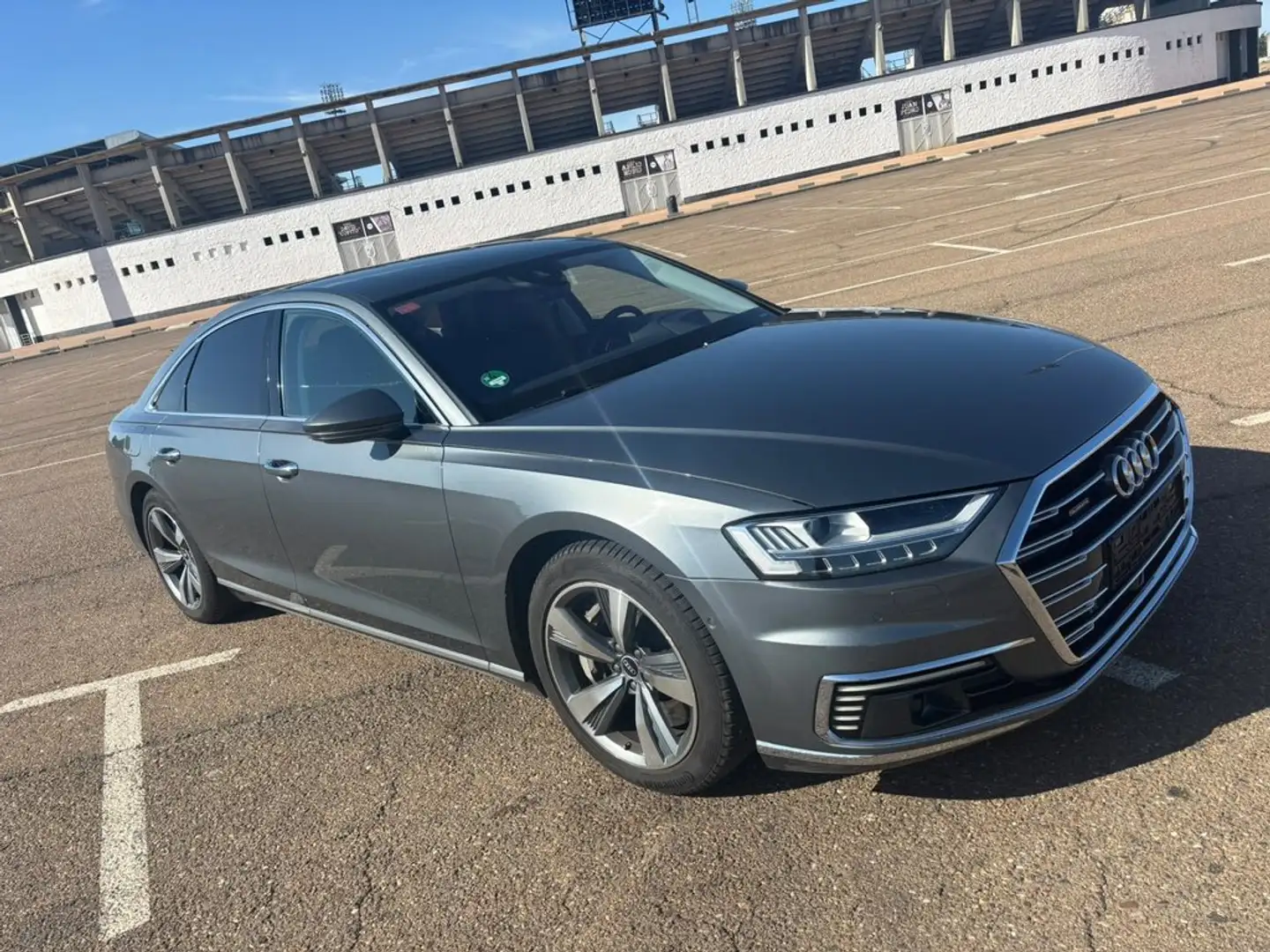 Audi A8 60 TFSI e quattro - 1