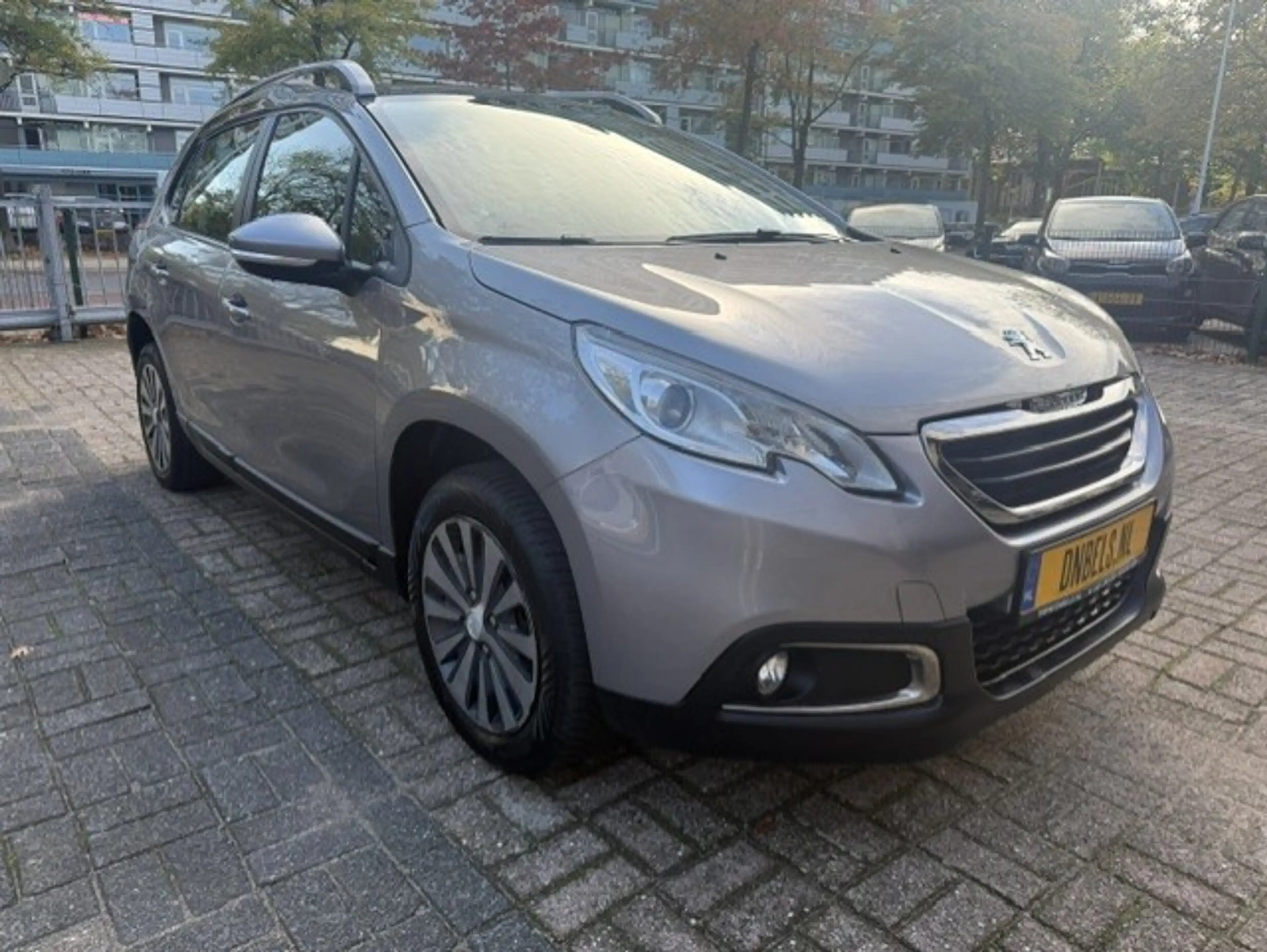 Peugeot 2008 1.2 VTi Active Pack Premium Navi/Cruise/Pano/Trekh — photo 3