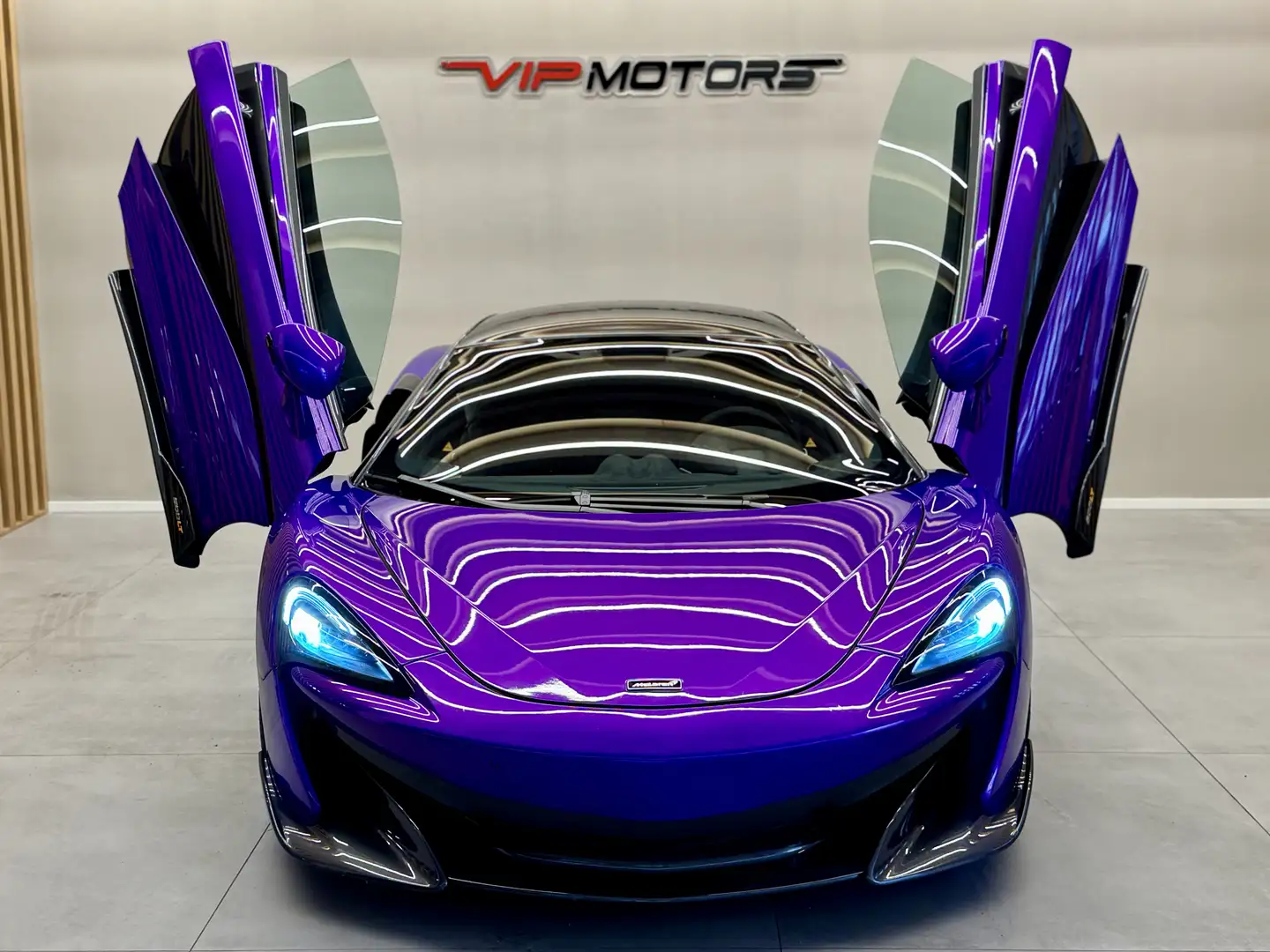 McLaren 600LT LONGTAIL NUMERATA Coupe 3.8 MSO CLUBSPORT Violett - 2