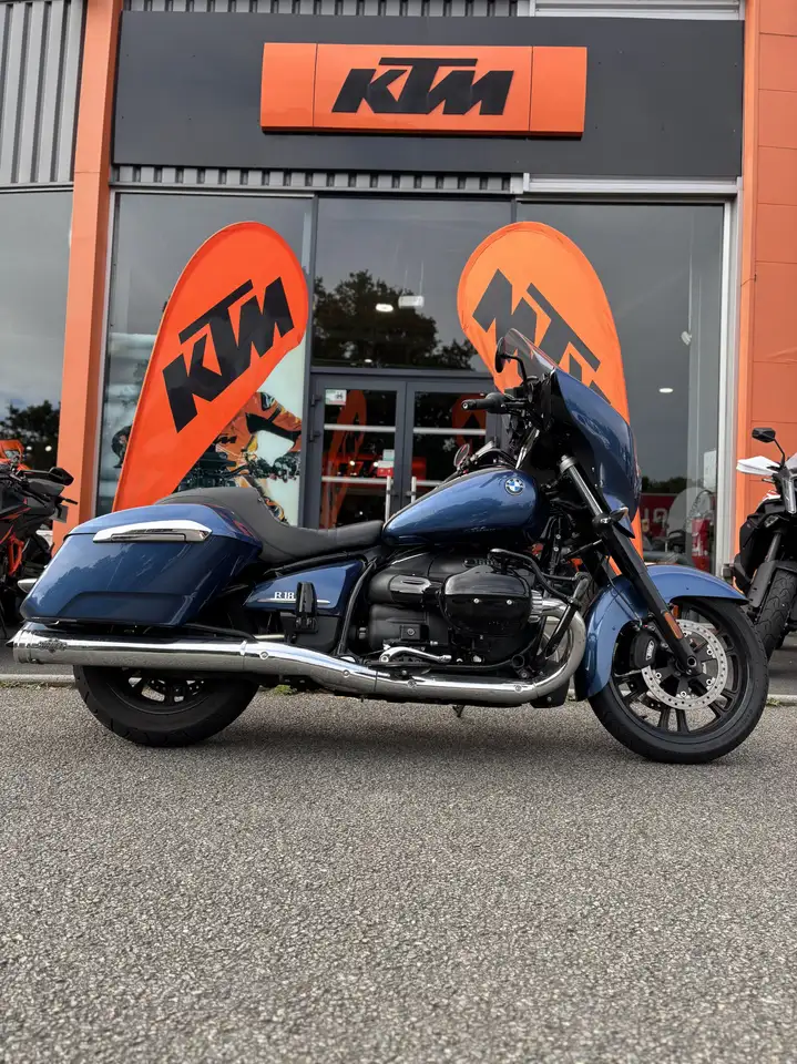 BMW R 18