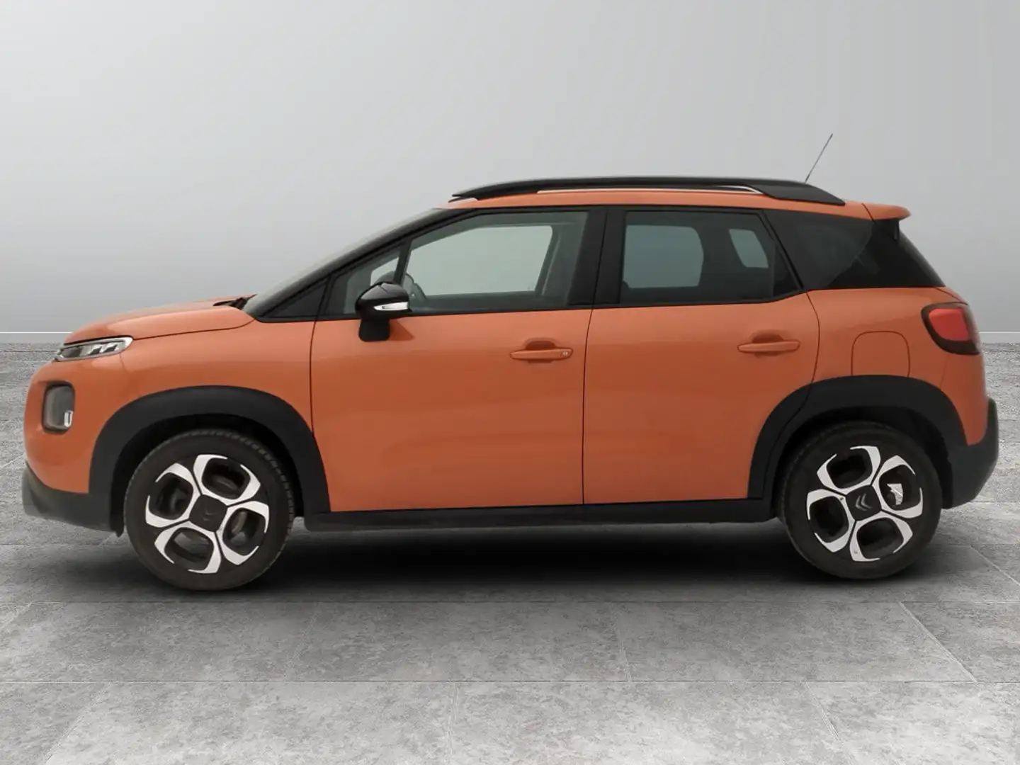 Citroen C3 Aircross Aircross 1.2 PureTech Shine Oranje - 2