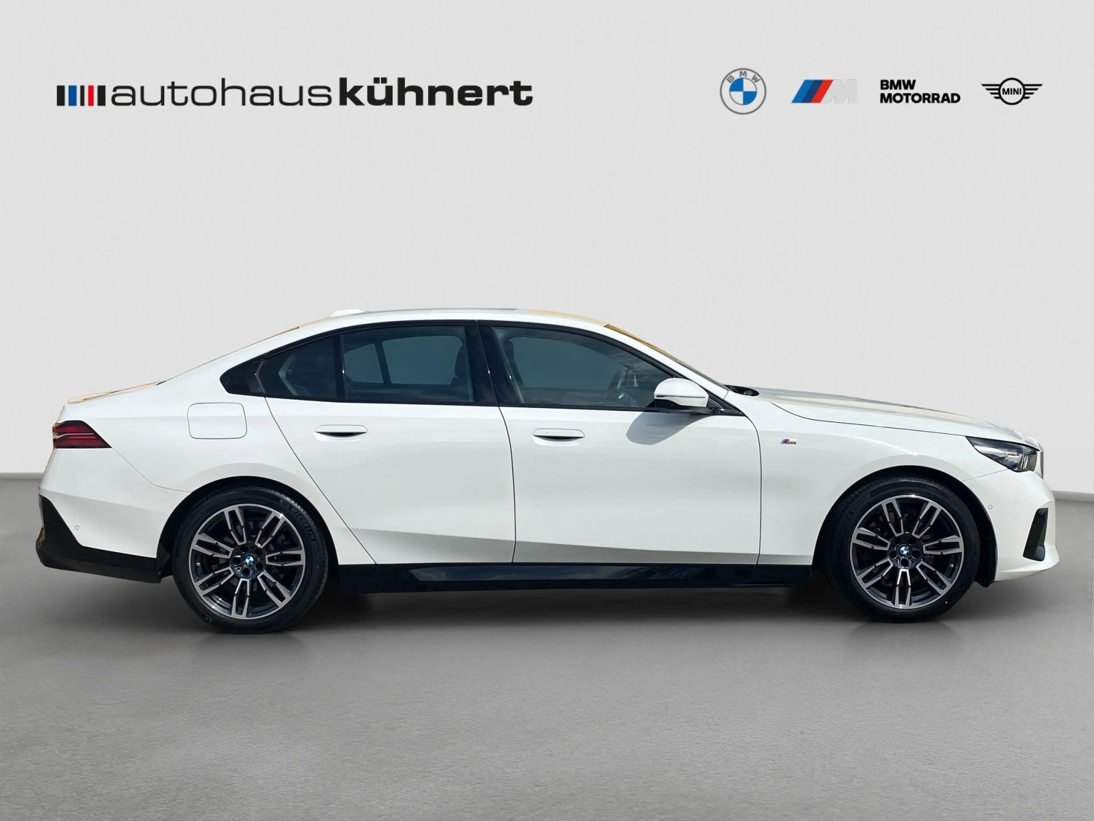 BMW 520 d xDrive Limousine ///M-Sport ACC LED SpurAss 360° — photo 8