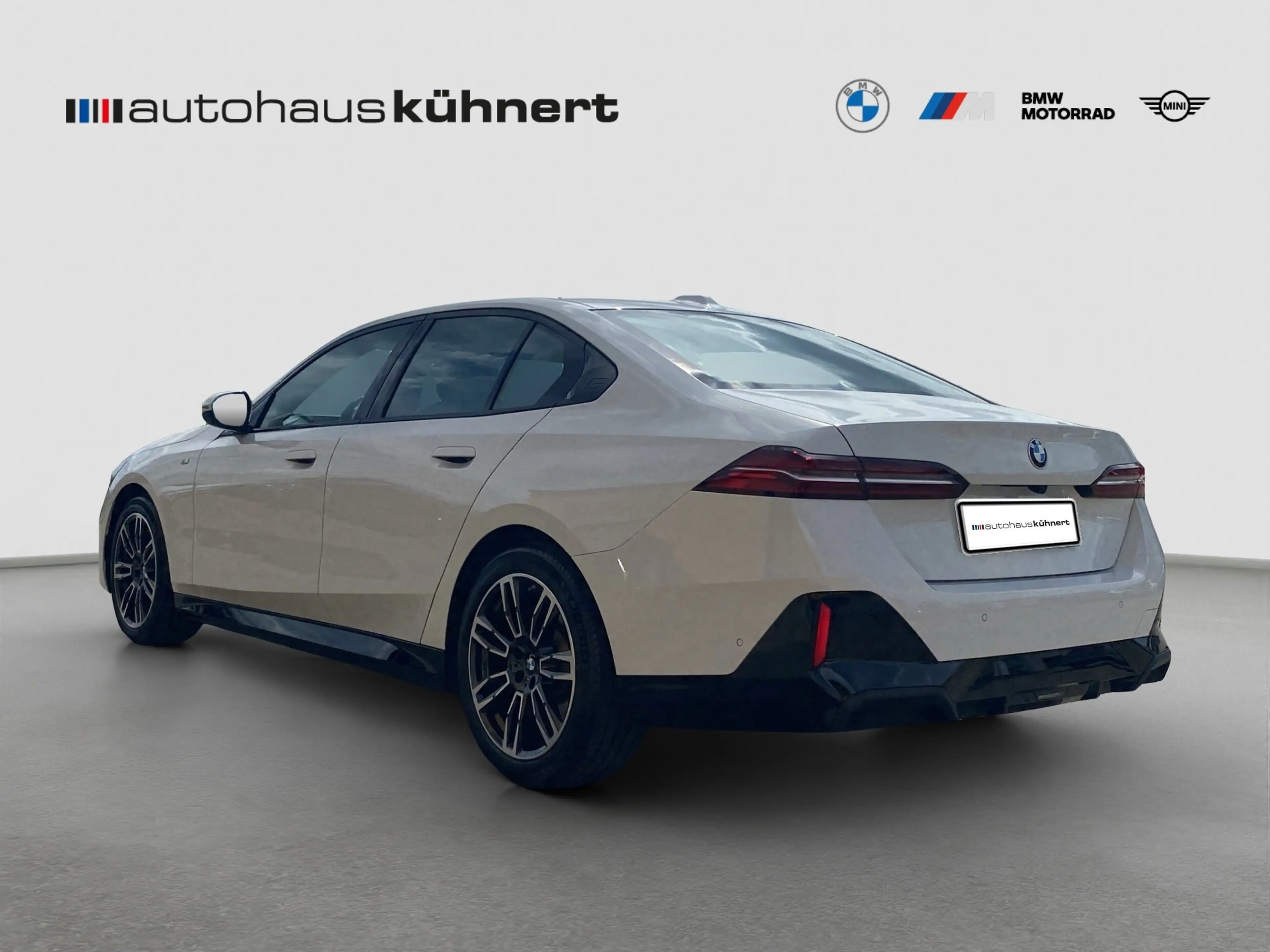 BMW 520 d xDrive Limousine ///M-Sport ACC LED SpurAss 360° — photo 5