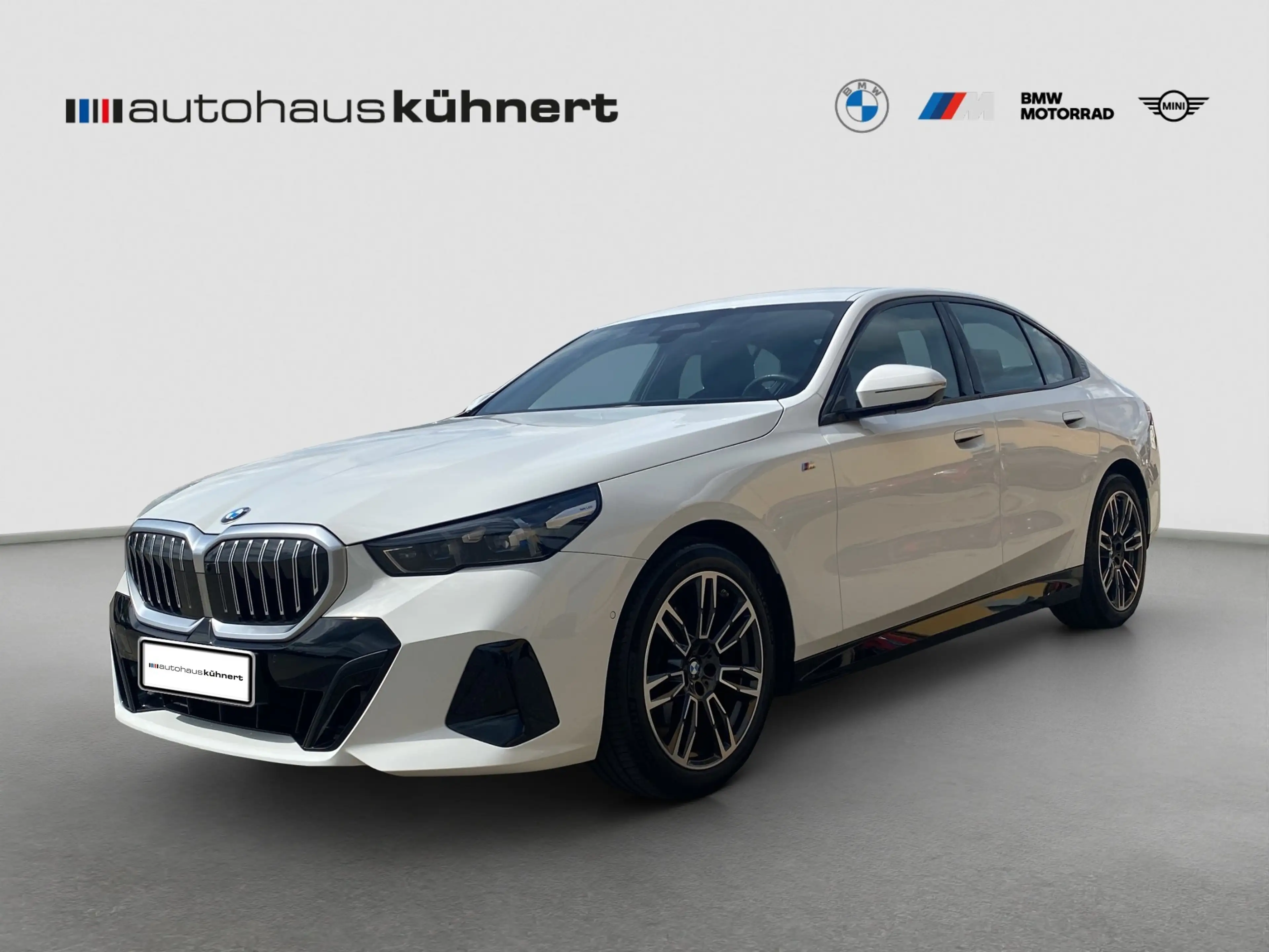 BMW 520 d xDrive Limousine ///M-Sport ACC LED SpurAss 360° — photo 2