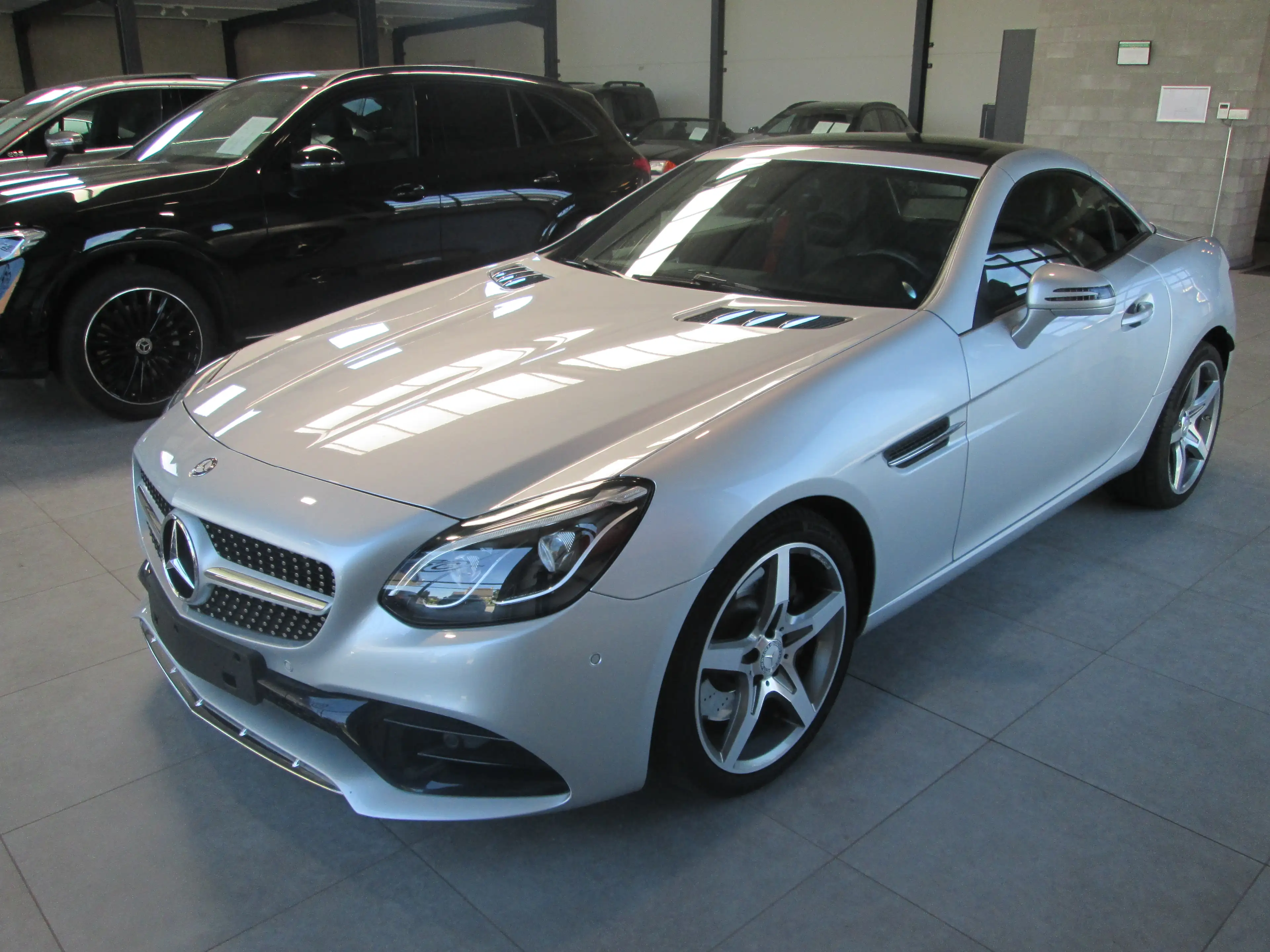 Mercedes-Benz SLC 200 AMG — photo 3