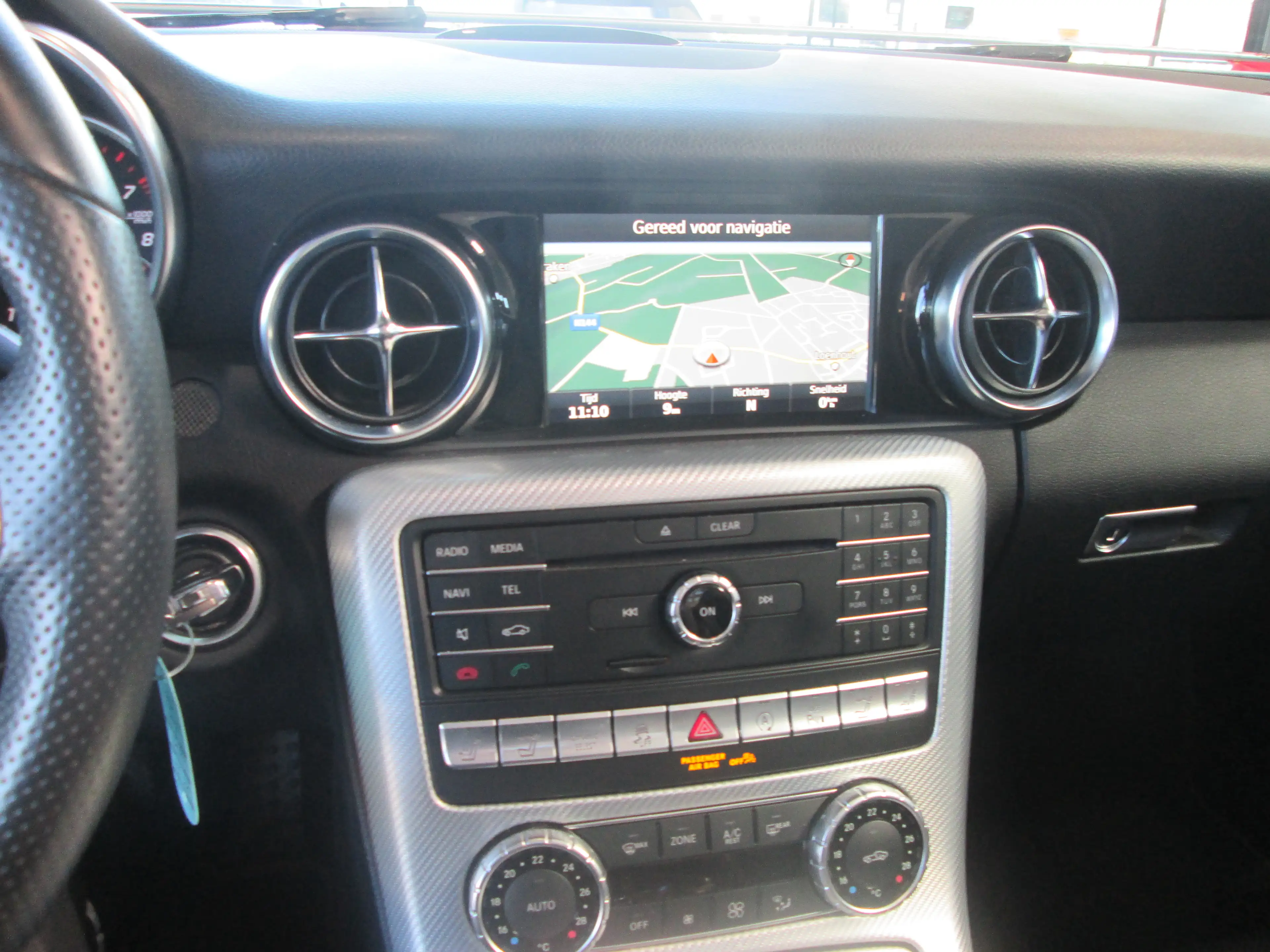 Mercedes-Benz SLC 200 AMG — photo 13