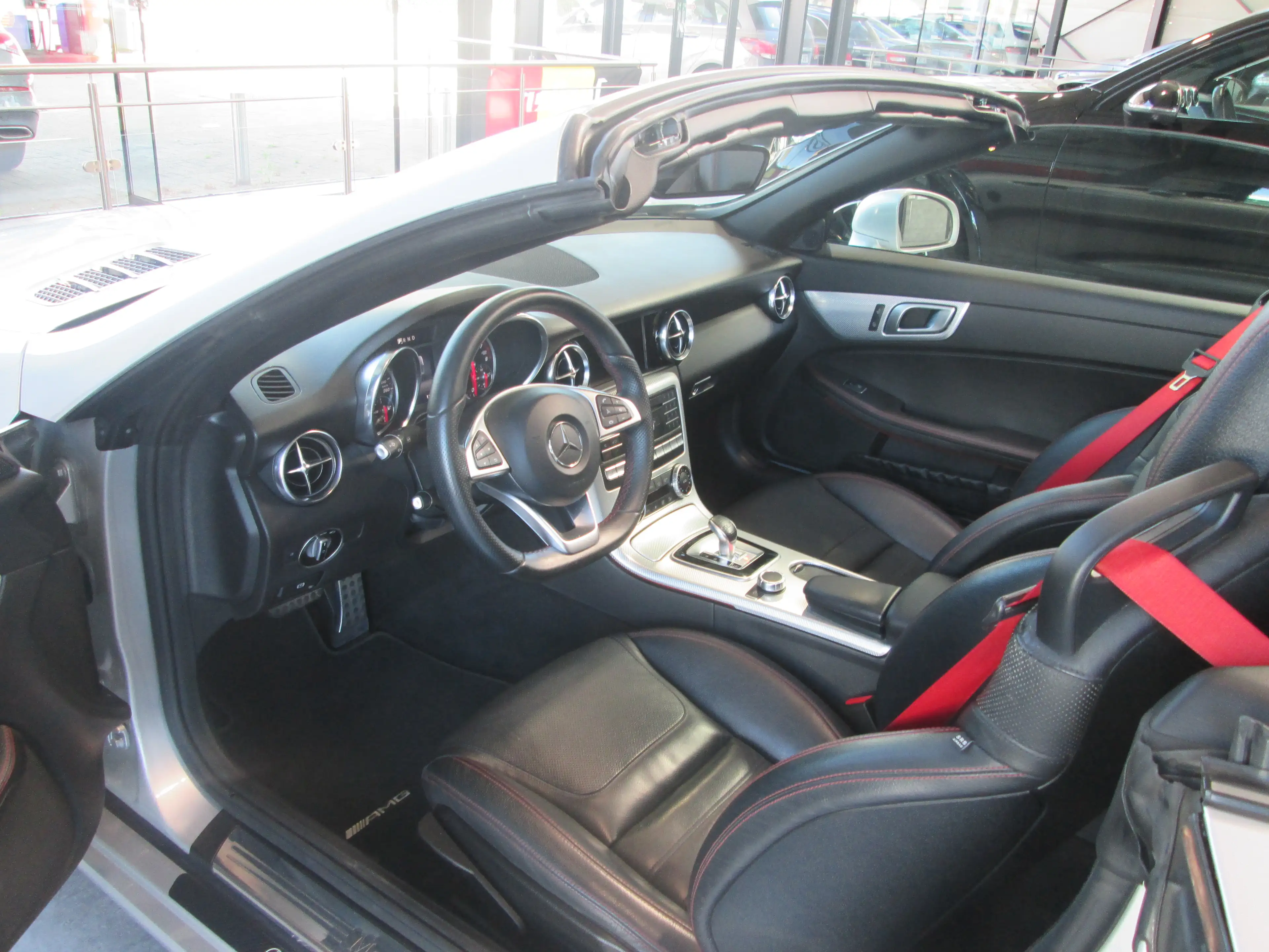 Mercedes-Benz SLC 200 AMG — photo 9
