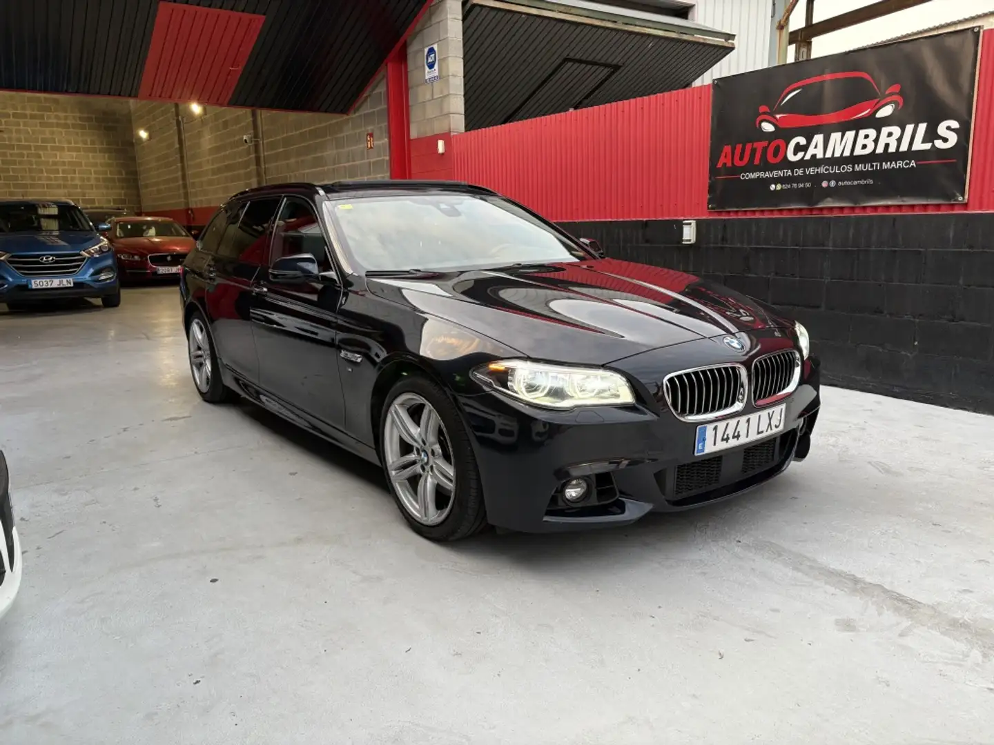 BMW 535 535iA Touring xDrive Bleu - 1