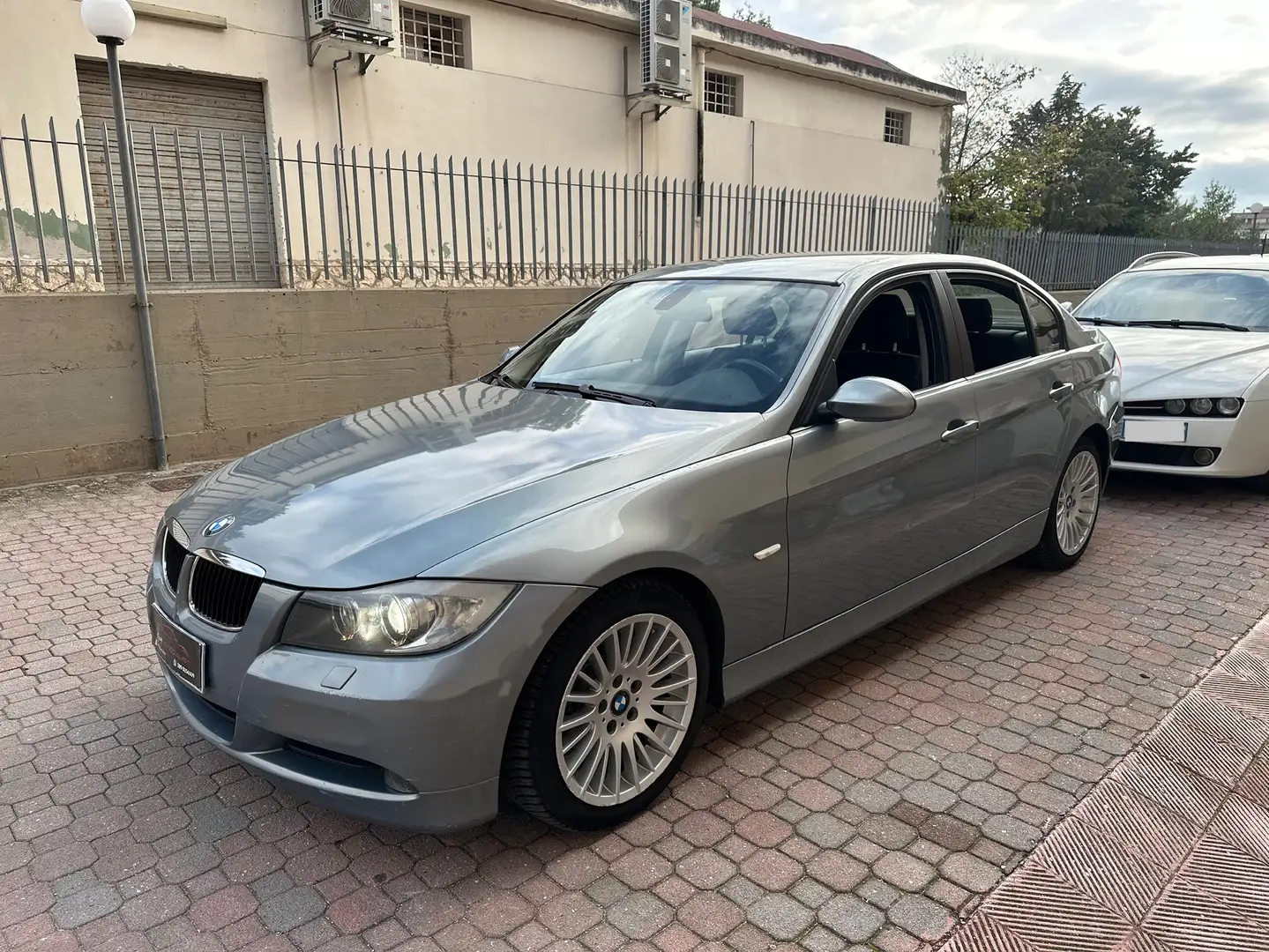 BMW 320 d e90 - M47 - UNIPRO -BIXENON Zilver - 1