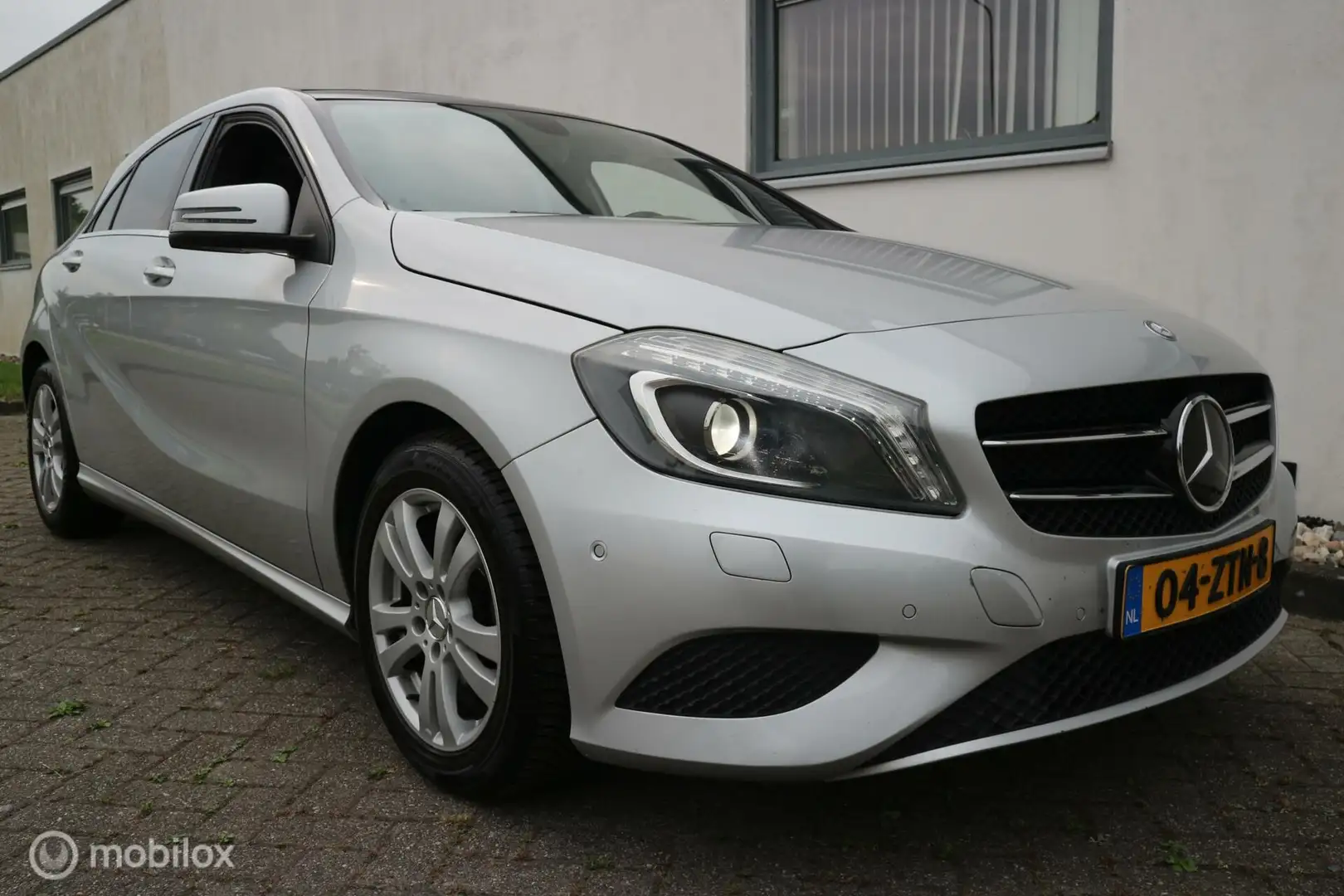 Mercedes-Benz A 180 CDI Ambition PANORAMADAK/XENON/LMV Grijs - 2