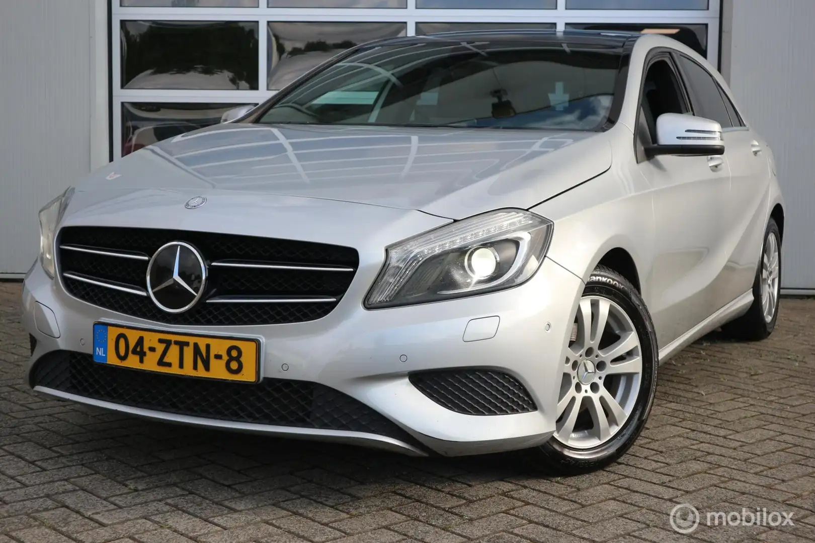 Mercedes-Benz A 180 CDI Ambition PANORAMADAK/XENON/LMV Gris - 1