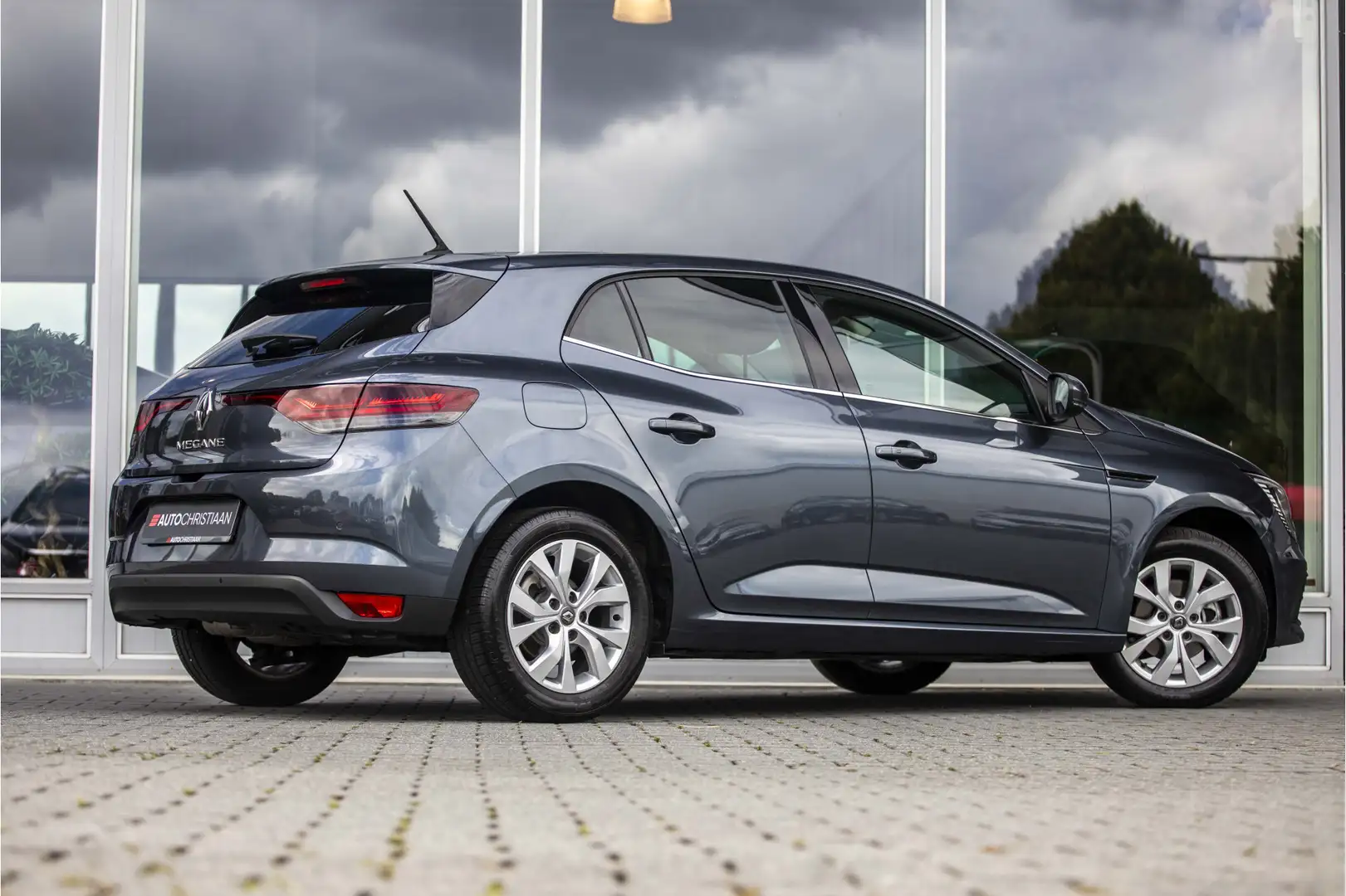 Renault Megane 1.0 TCe Zen | Unieke km | Parkeers. | 16'' | Clima Grijs - 2