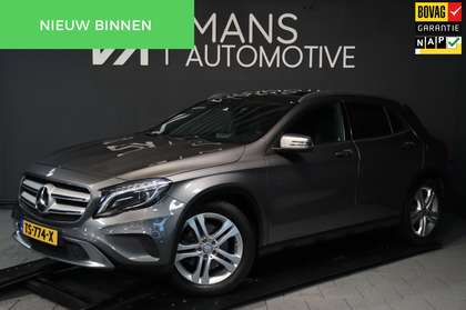 Mercedes-Benz GLA 250 Prestige / PANO / STOELVERWARMING / LEDER /