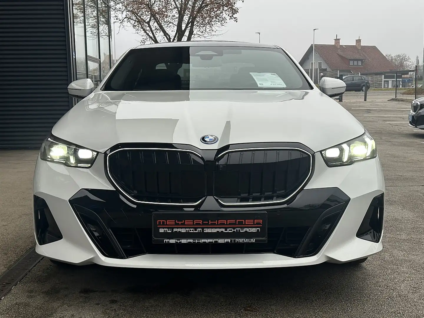 BMW 530 e PHEV xDrive Limousine M-Paket PRO Aut. / AHK ... Weiß - 2
