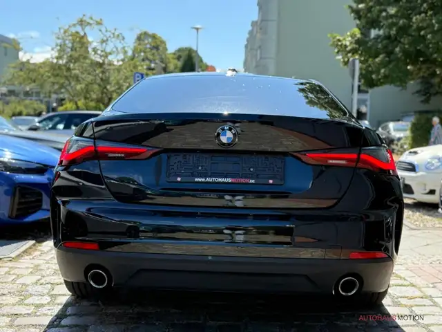 BMW 4 Series view 6