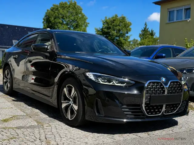 BMW 4 Series view 4