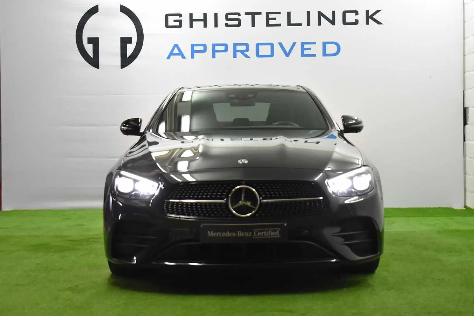 Mercedes-Benz E 200 d Limousine Gri - 2