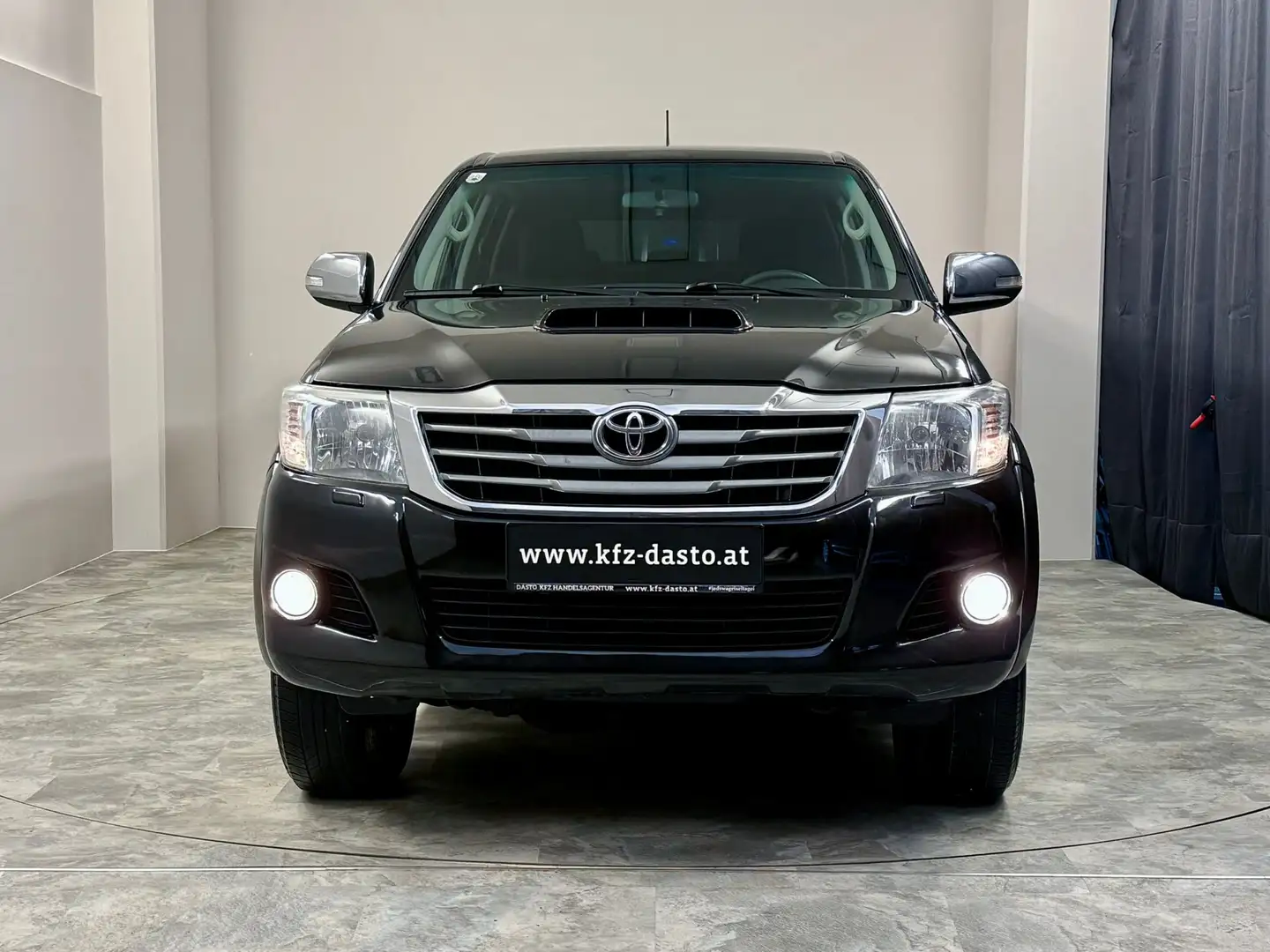 Toyota Hilux 3,0 D-4D II DK II Pickerl NEU II Hardtop II Schwarz - 1