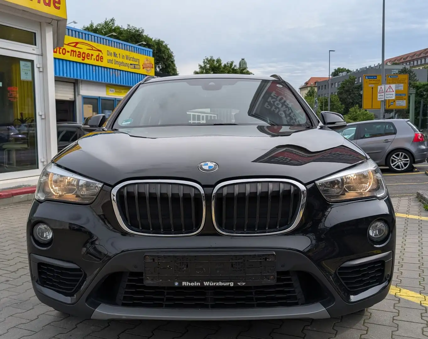 BMW X1 xDrive 25d*2.Hd*Temp*Shz*Navi*2xPdc*Garantie* Schwarz - 2