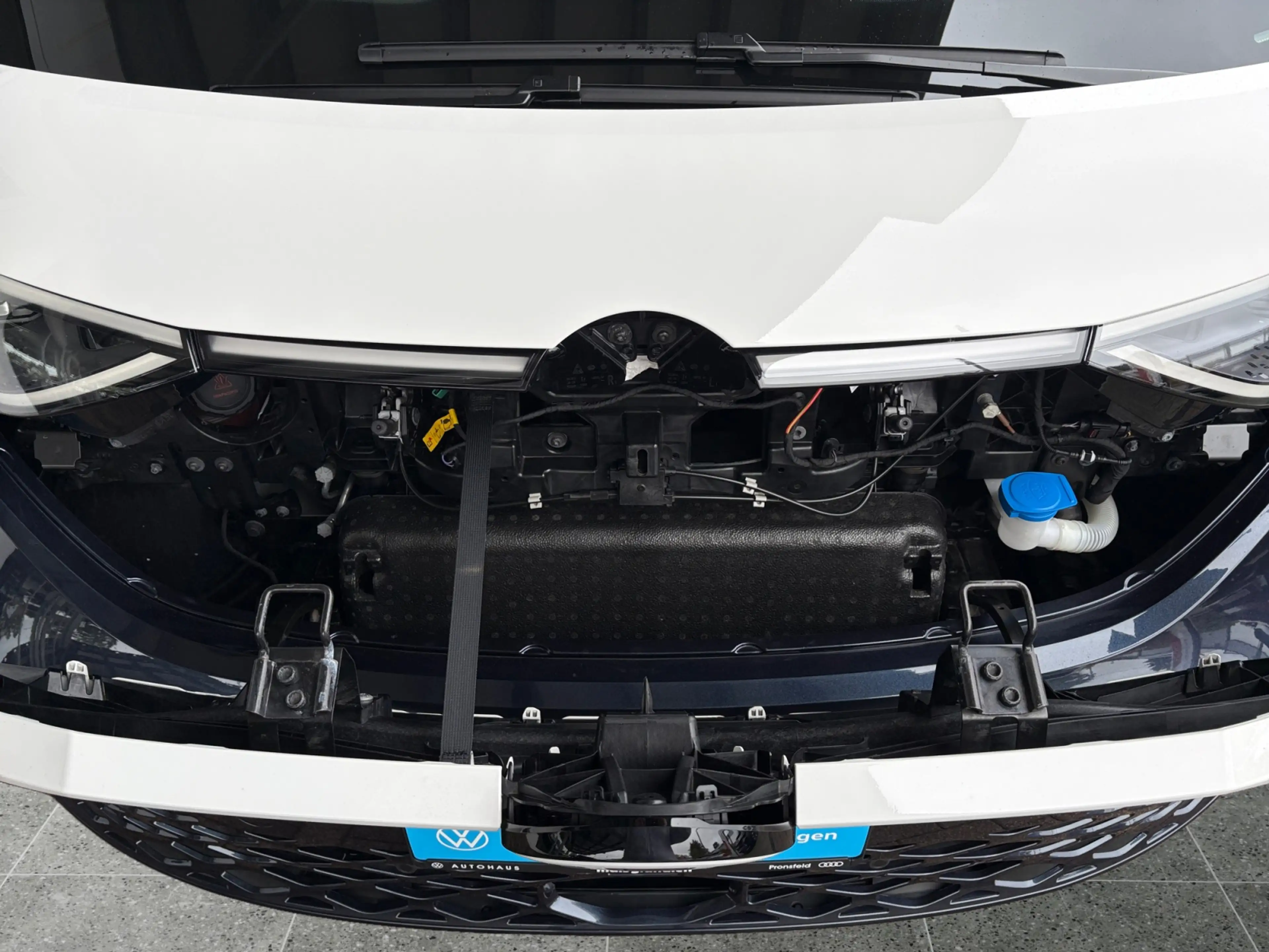 Volkswagen ID. Buzz ID.Buzz 210 kW Pro AHK IQ.Light H&K HUD Navi — photo 14