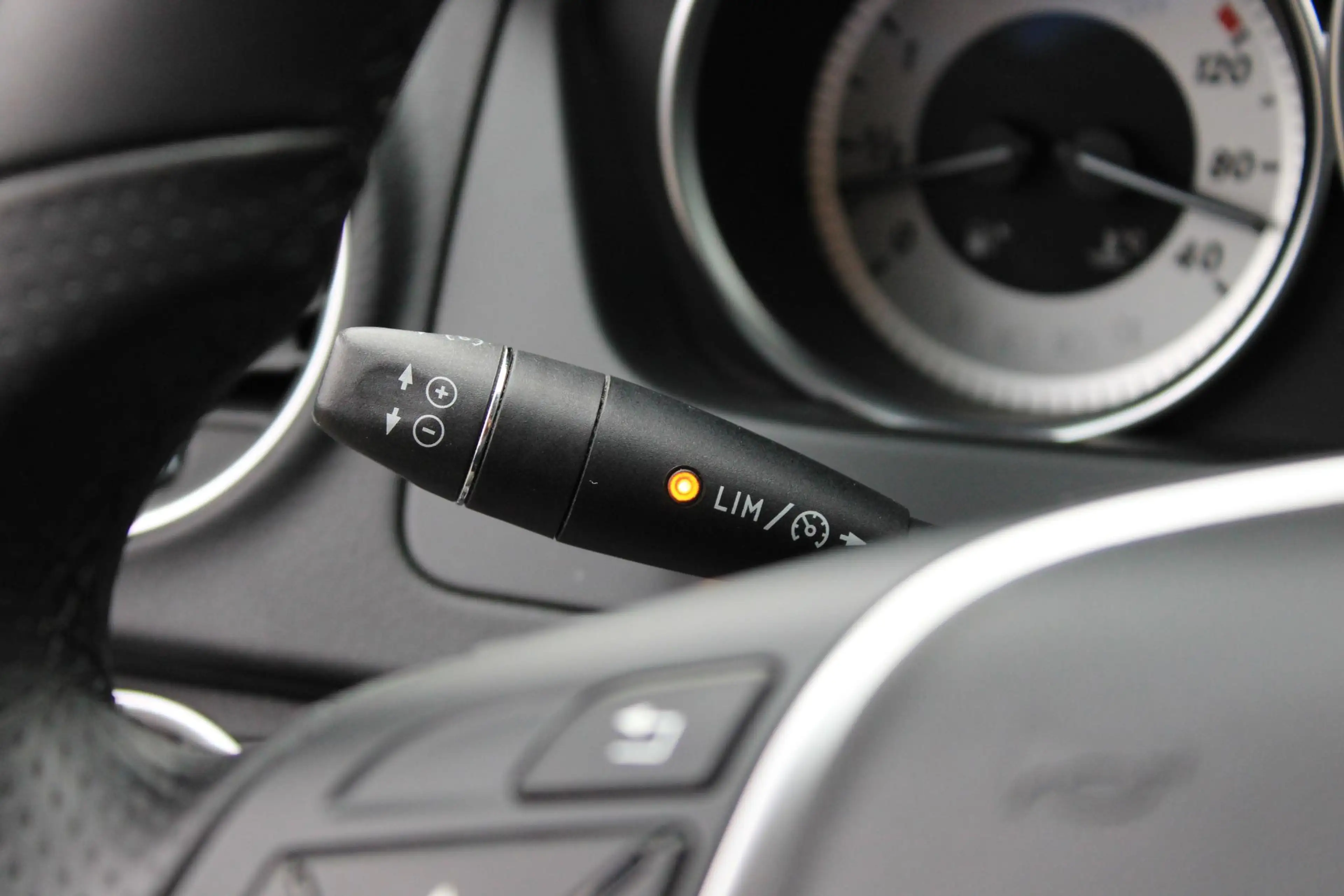 Mercedes-Benz C 350 4M Avantgarde Xenon | Camera | Multicontourstoelen — photo 15
