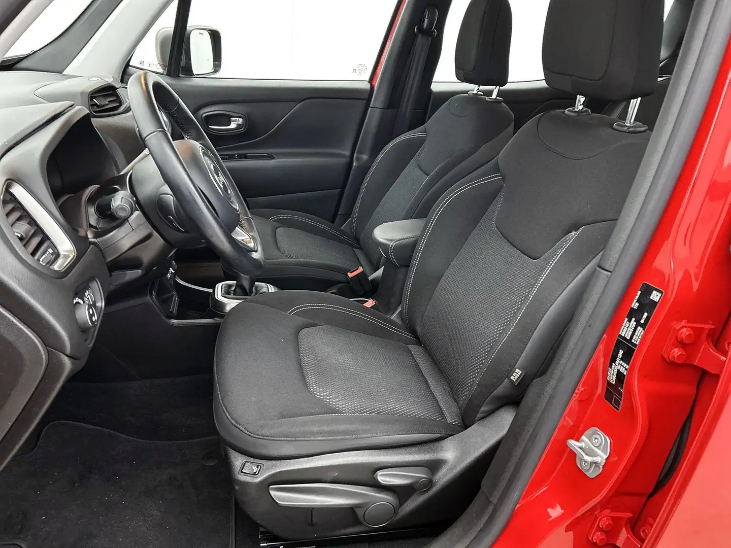 Jeep Renegade 1.0T Limited | Apple Carplay | Climate control | P Rood - 2