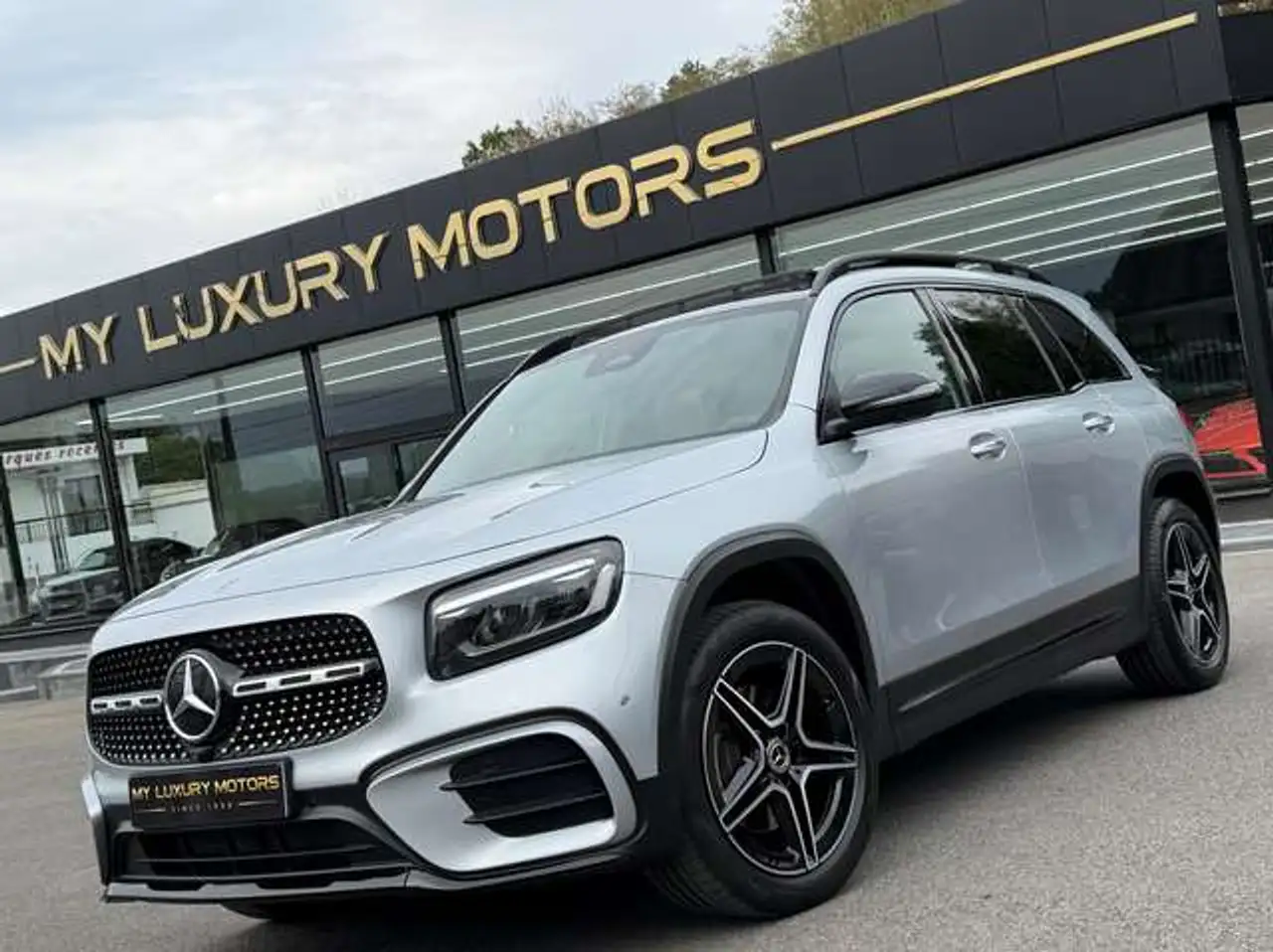 Mercedes-Benz GLB 200