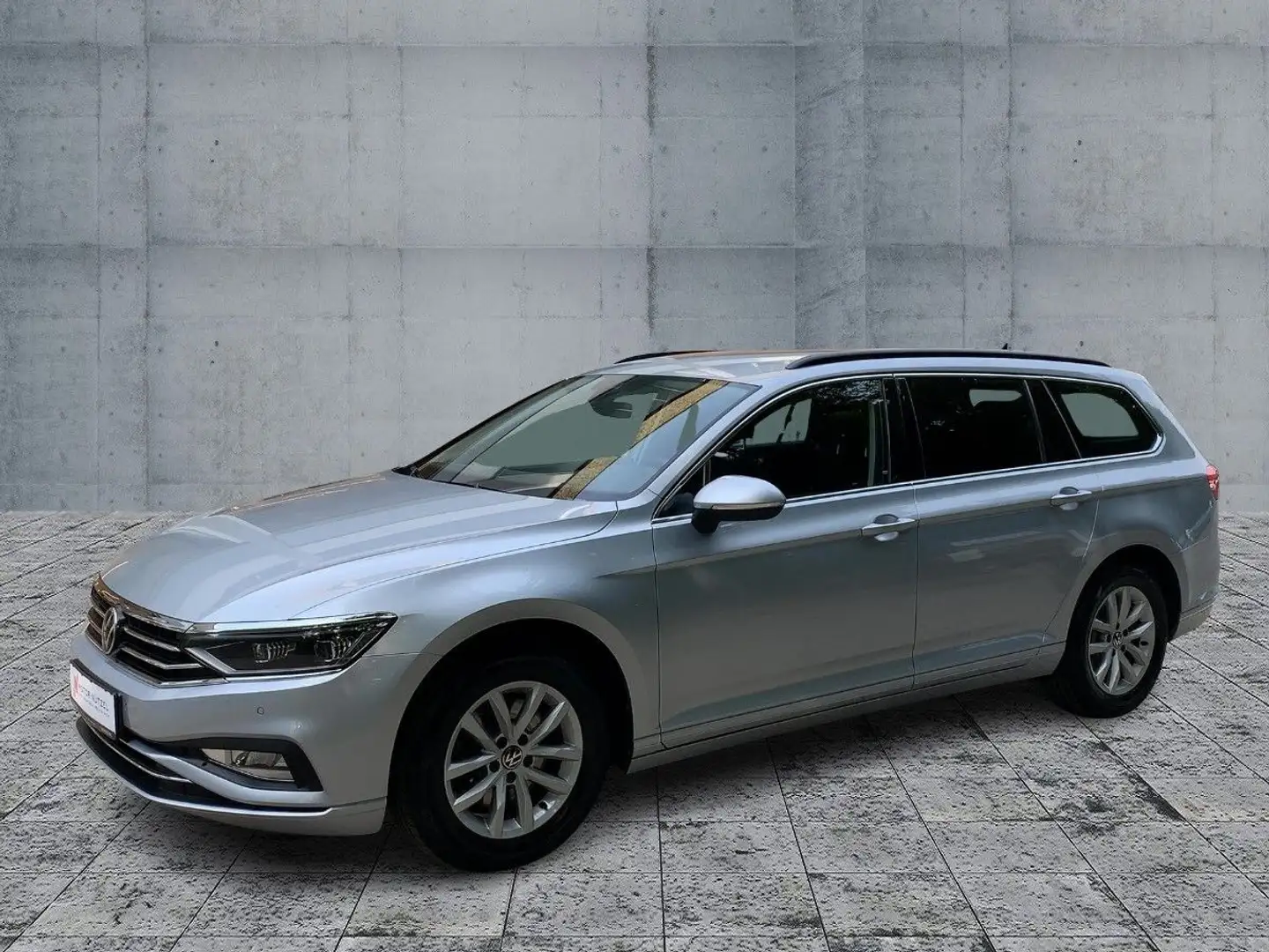 Volkswagen Passat Variant 2.0TDI DSG MATRIX+NAV+ACC+SHZ+AHK Argento - 2