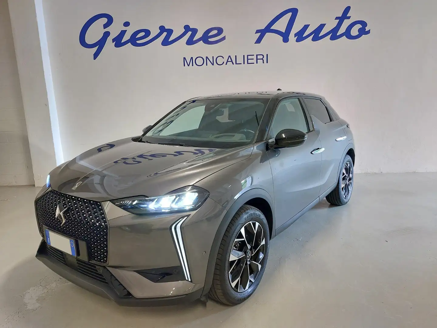 DS Automobiles DS 3 Crossback DS 3 BlueHDi 130 aut. Opera Grigio - 1