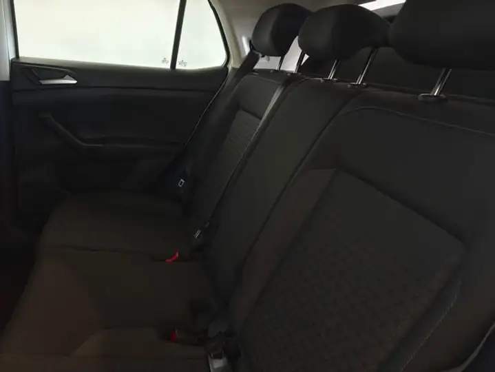 Volkswagen T-Cross Advance 1.0 TSI 2022, foto 12