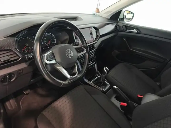 Volkswagen T-Cross Advance 1.0 TSI 2022, foto 16