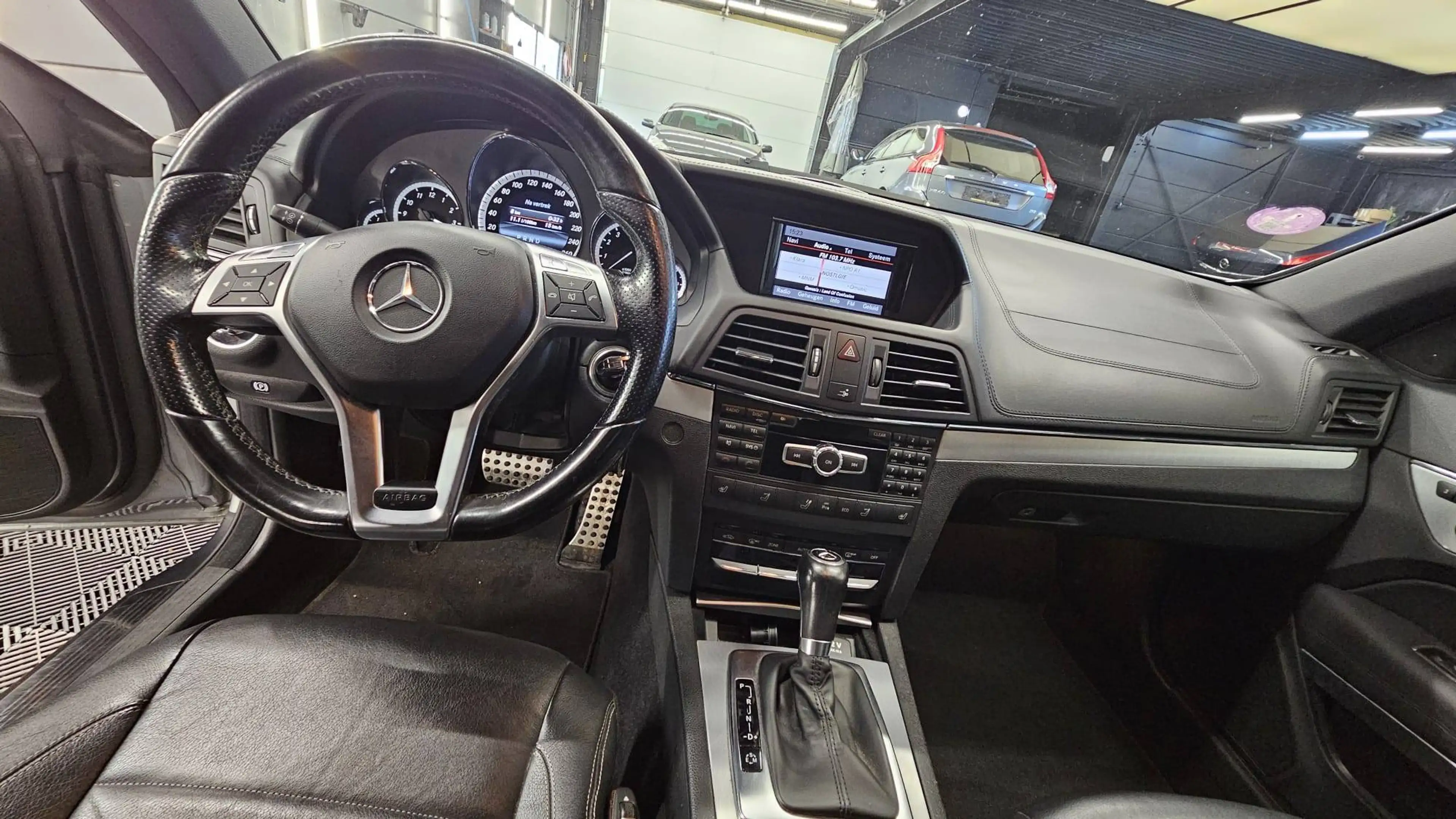 Mercedes-Benz E 250 CABRIOLET 1.8 benz. bj2012 160634km — photo 8