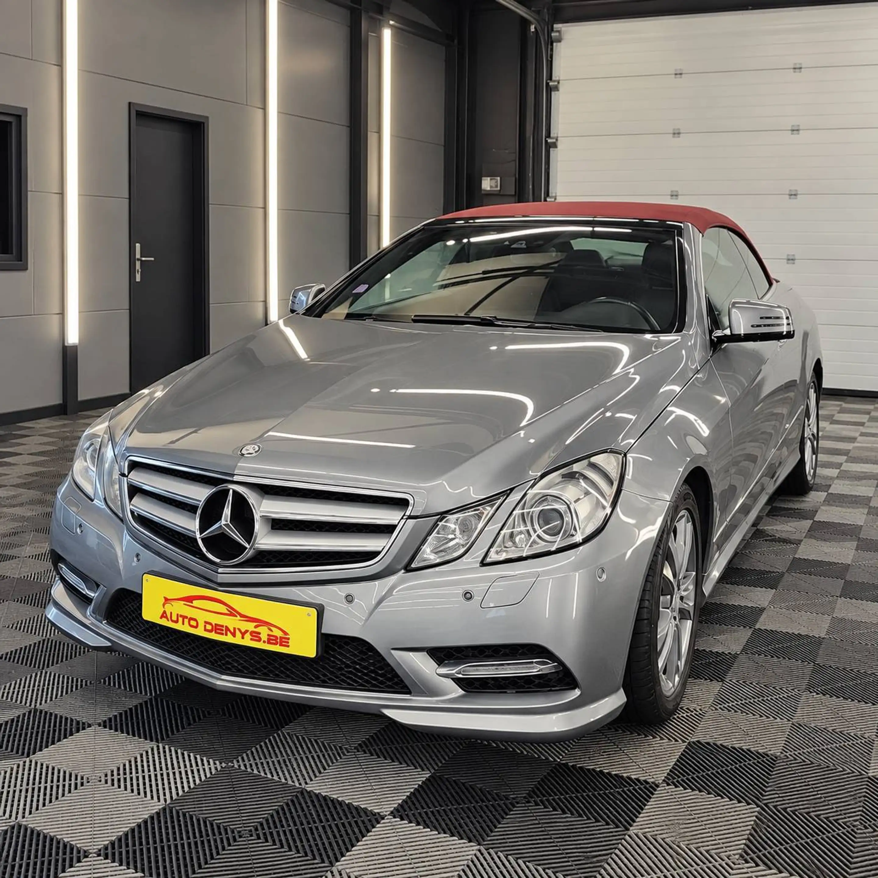 Mercedes-Benz E 250 CABRIOLET 1.8 benz. bj2012 160634km