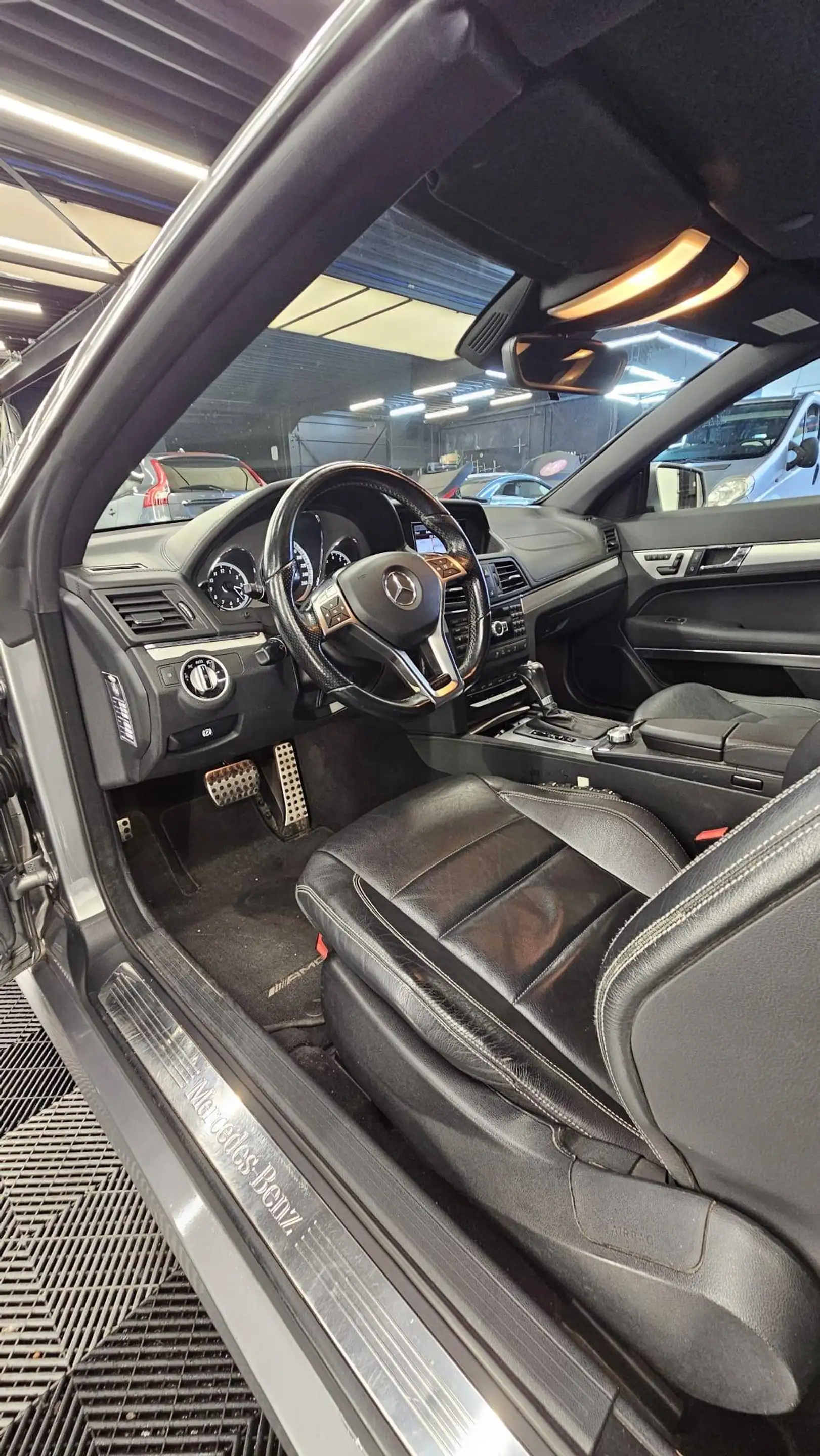 Mercedes-Benz E 250 CABRIOLET 1.8 benz. bj2012 160634km — photo 9