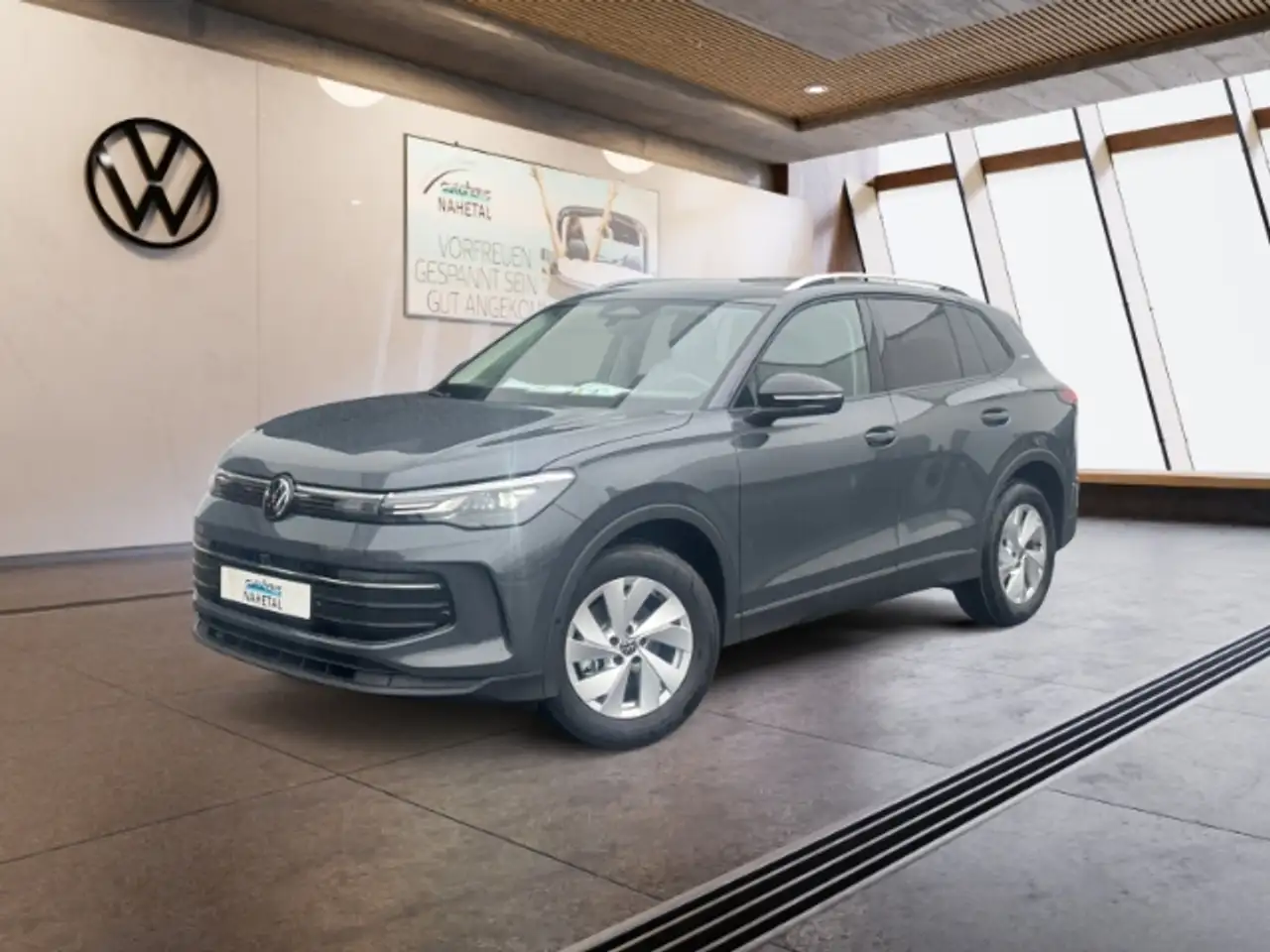 Volkswagen Tiguan 1.5 eTSI ENERGY MFL EASY OPEN SHZ RÜFA NAVI LED KL — photo 1 of 17