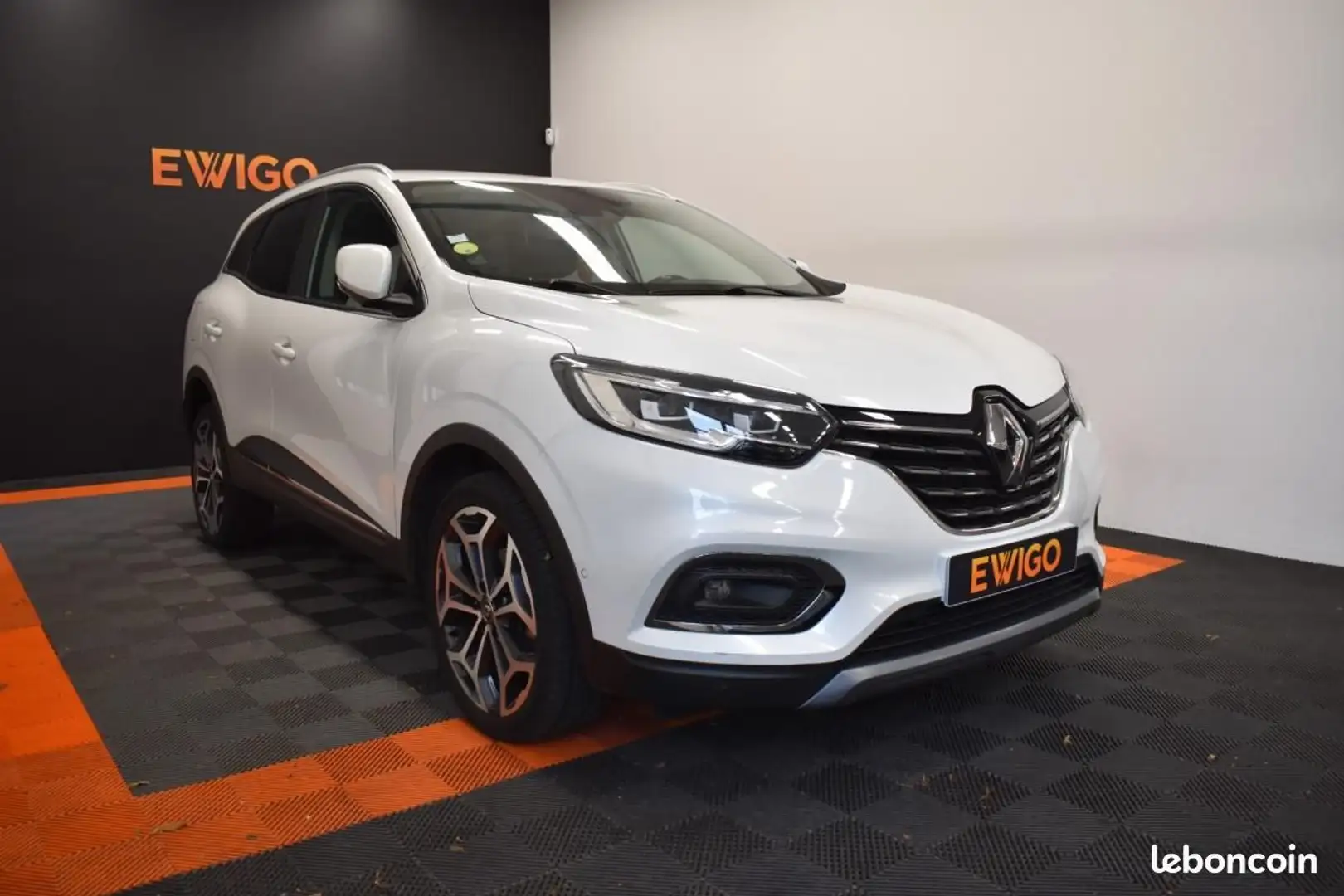 Renault Kadjar 1.7 BLUEDCI 150 CH INTENS 4X4 SUIVI GARANTIE 6 A 6 Blanc - 1